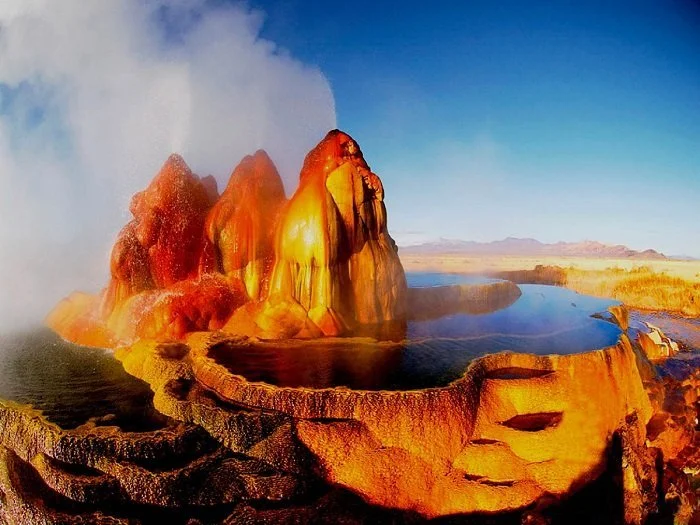 fly-geyser-3.jpeg