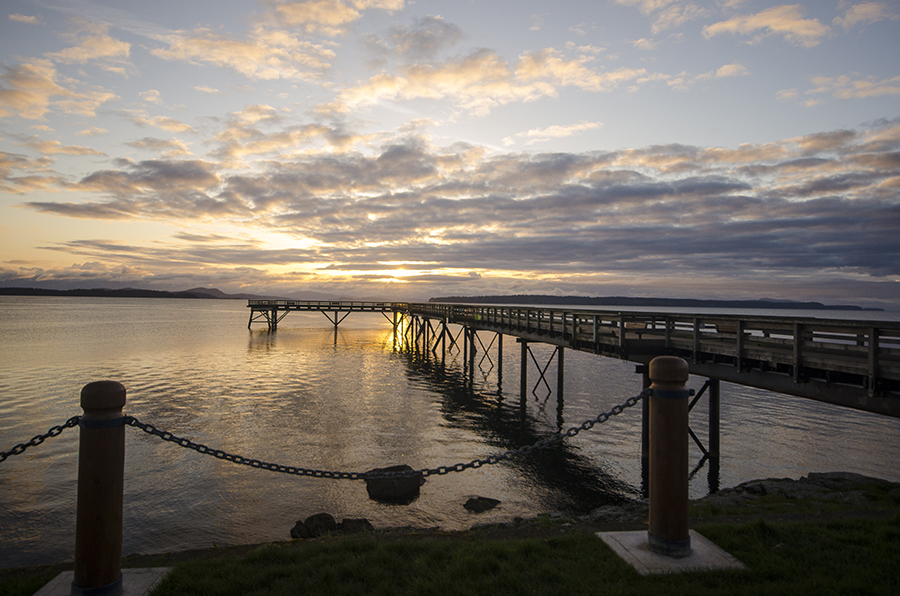 Dawn on Sidney pier 3.jpg