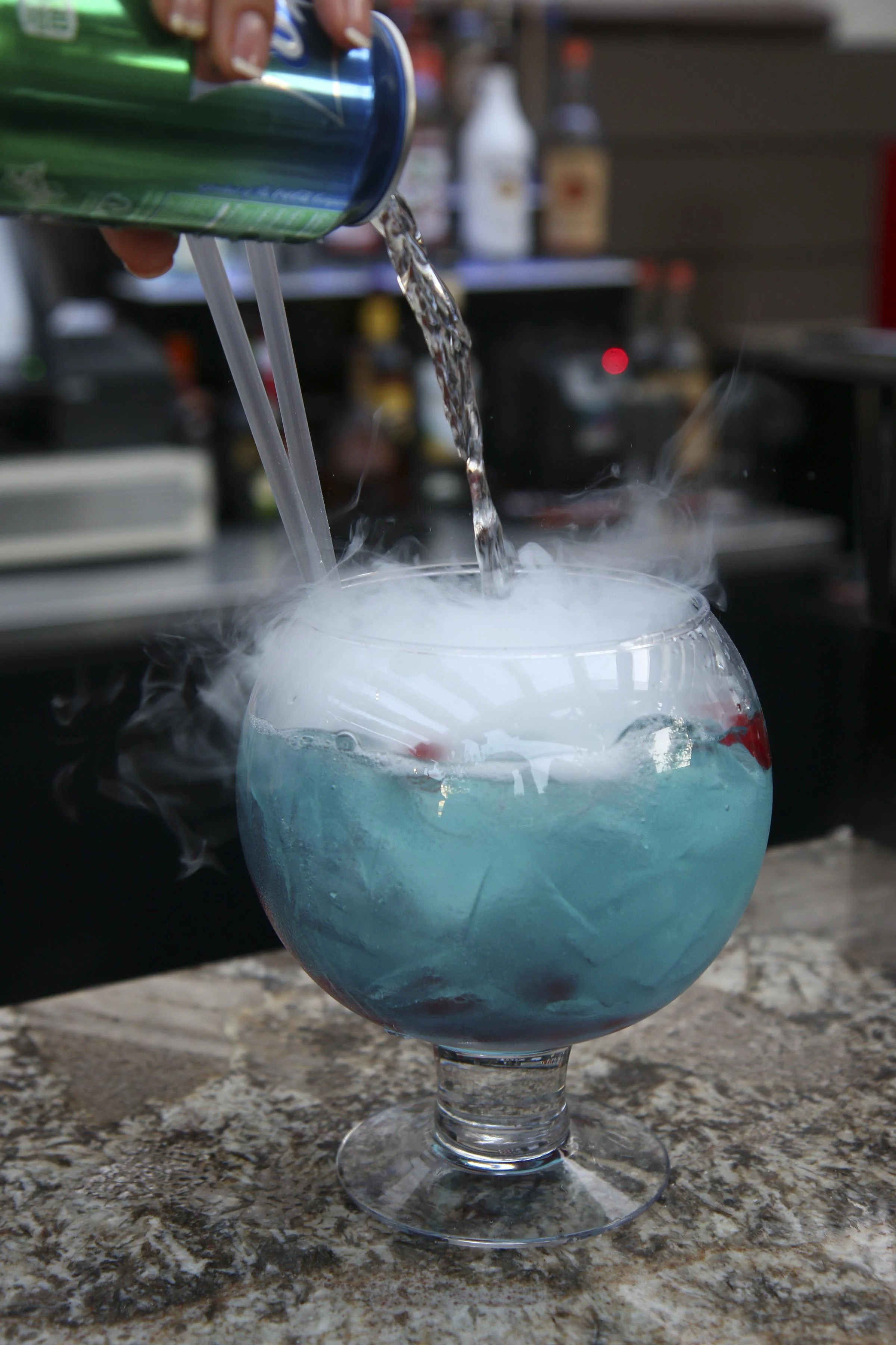 Fifth Ave Patio 051817-3334.jpg