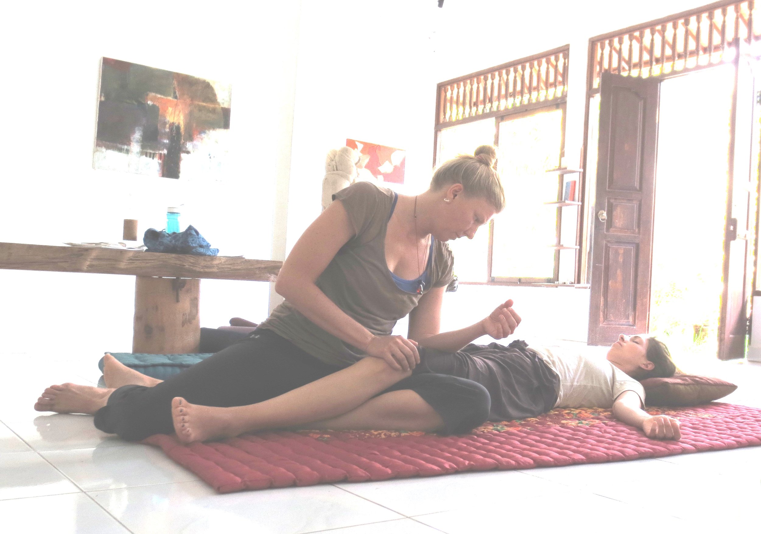 thai massage9.jpg