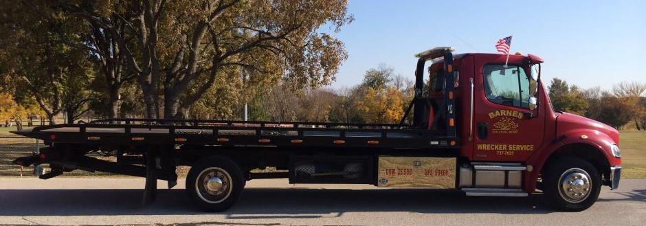 barnes wrecker service towing impound okc oklahoma city midwest city emergency car stalling car trouble roadside assistance tow truck car trouble stranded