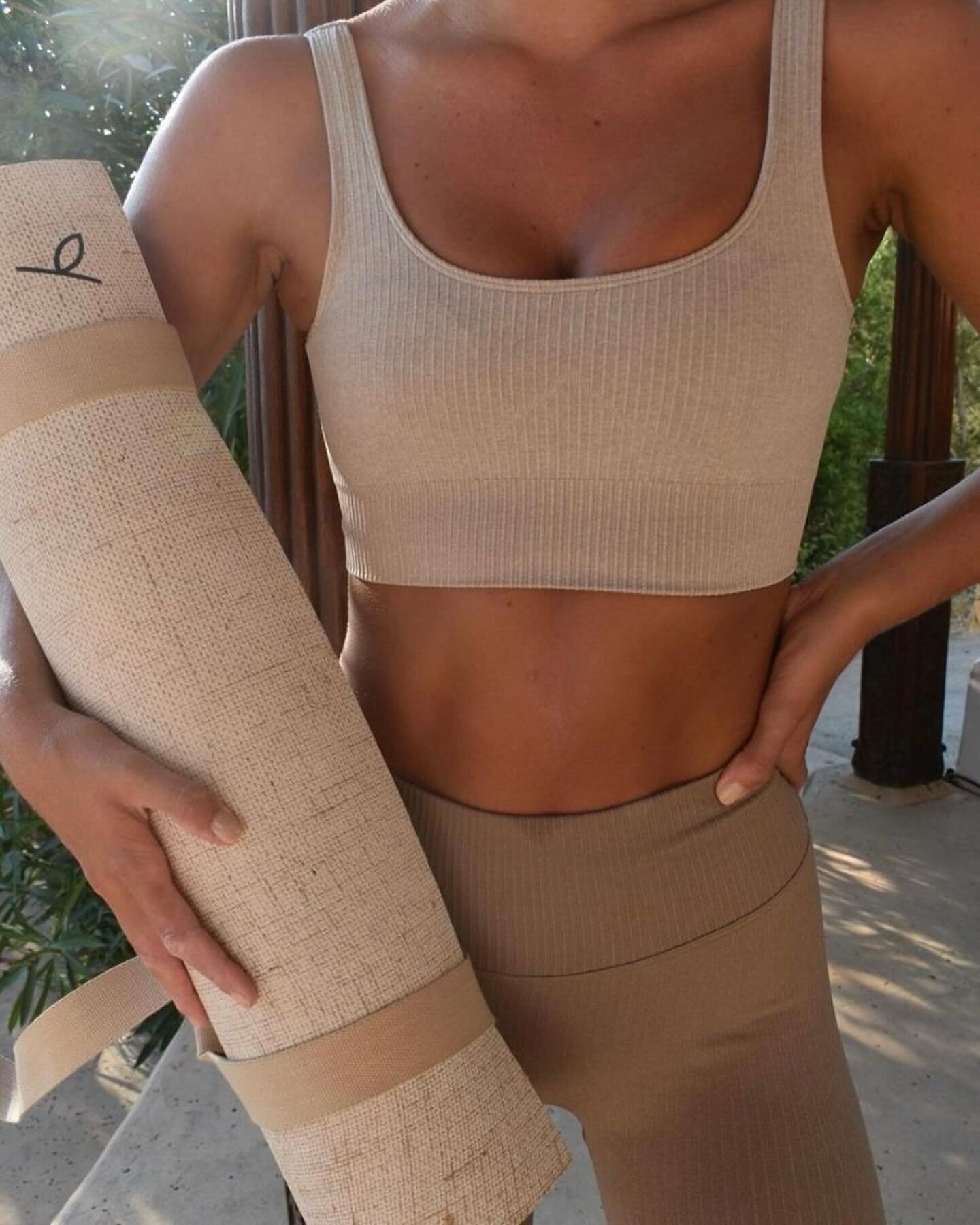 Signing up for a new class is the perfect excuse to get that cute outfit but you didn&rsquo;t hear it from us 🤫 

#Workout #Fitness #Pilates #Yoga #pinterestaesthetic #workoutmotivation