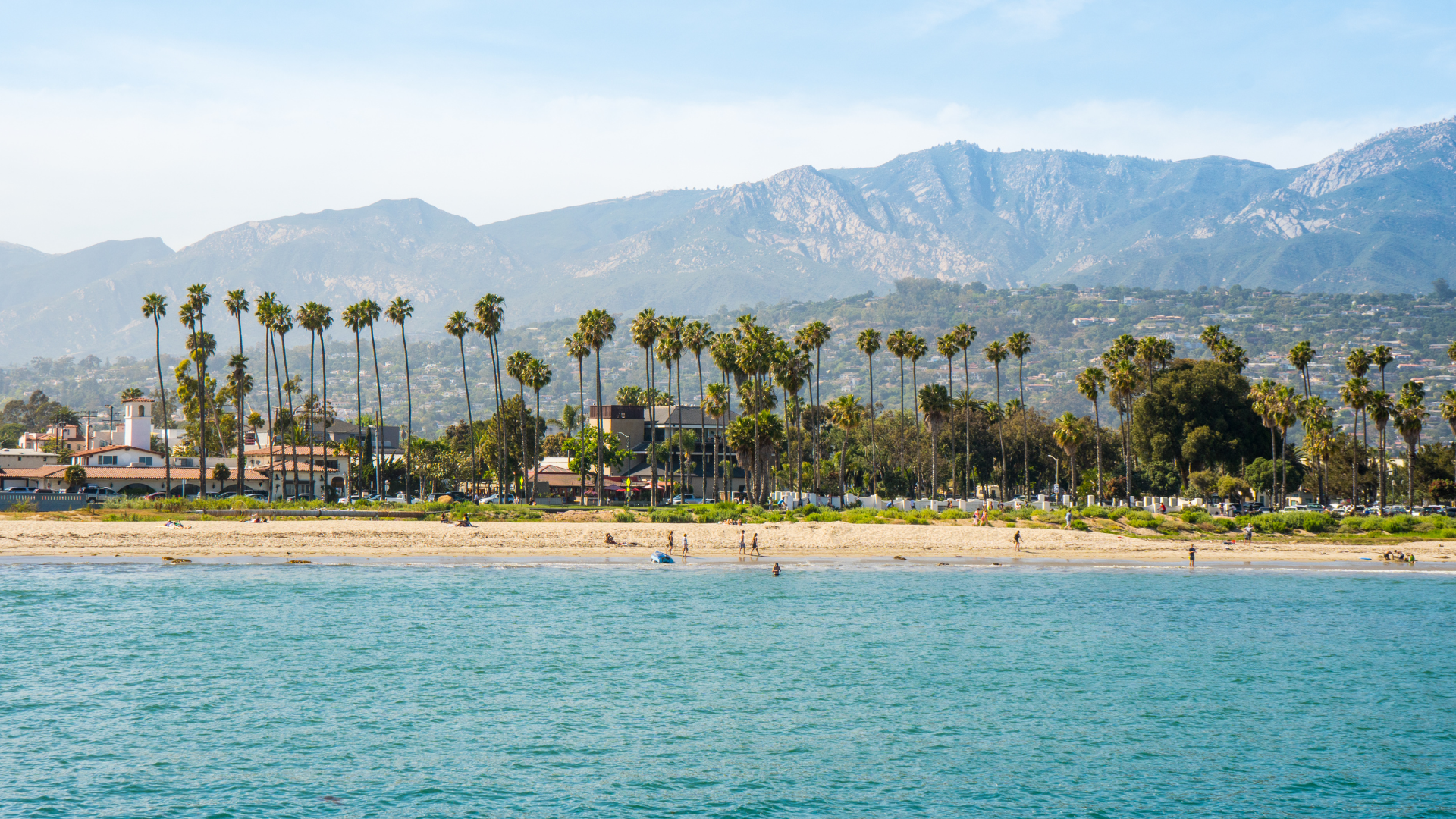 How to Travel the California Coast by Bus: A Scenic Greyhound Guide