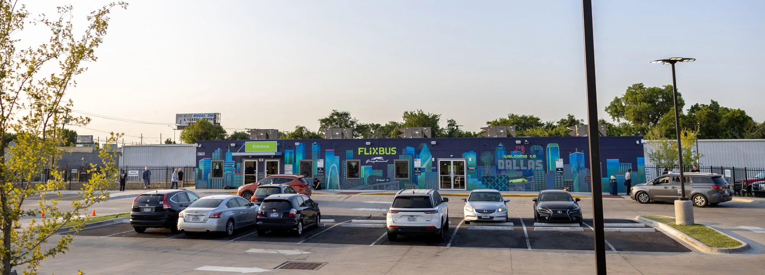  Flix North America Transforms Dallas Intercity Bus Terminal with New Mural Celebrating the City’s Culture and Creative Spirit