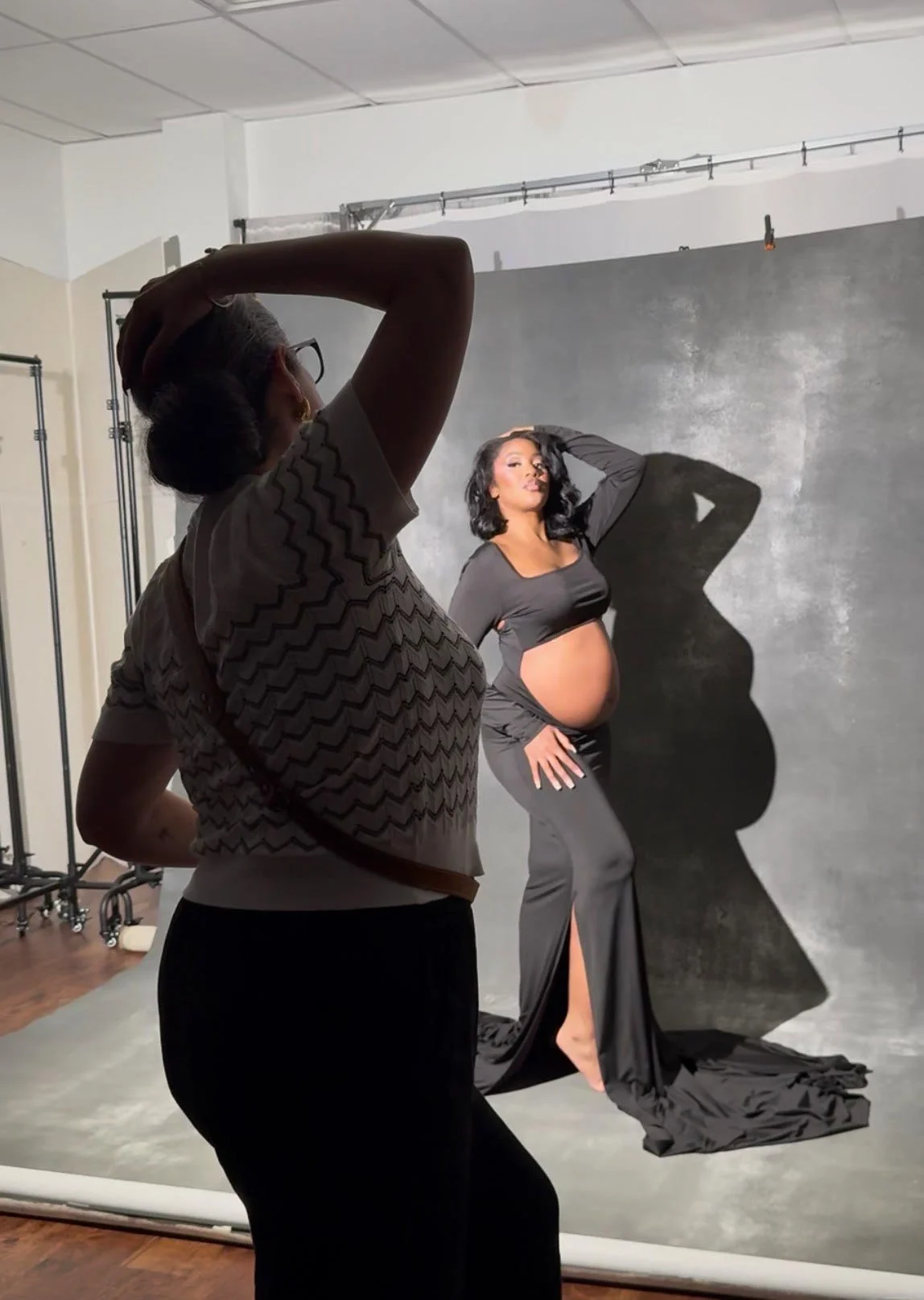 dallas-maternity-photographer-guided-posing-studio.jpg