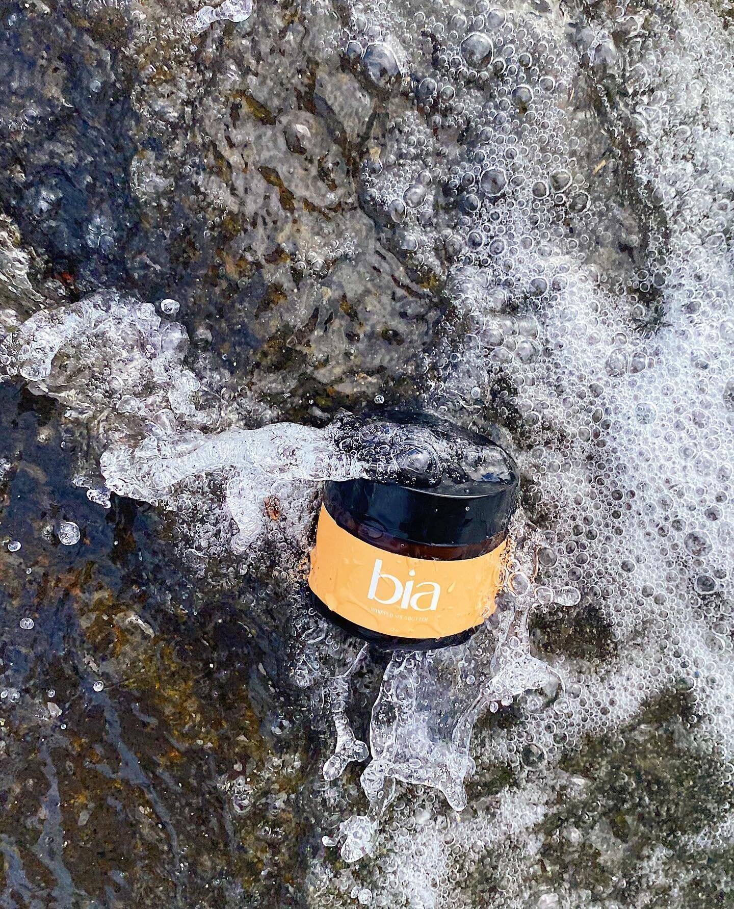 We&rsquo;re making a splash💦 while on vacation but we can&rsquo;t forget to stay hydrated and moisturized with our Whipped Shea Butter✨

Available @blackowned.to&rsquo;s retail shop @shopstc or hit the link in our bio to purchase✨

#skincare #endofs