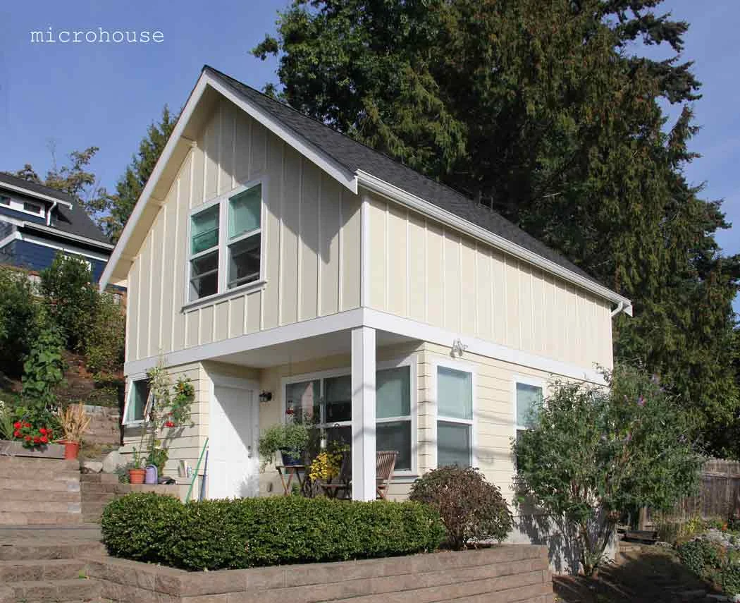 magnolia backyard cottage - short term rental/long term family occupied