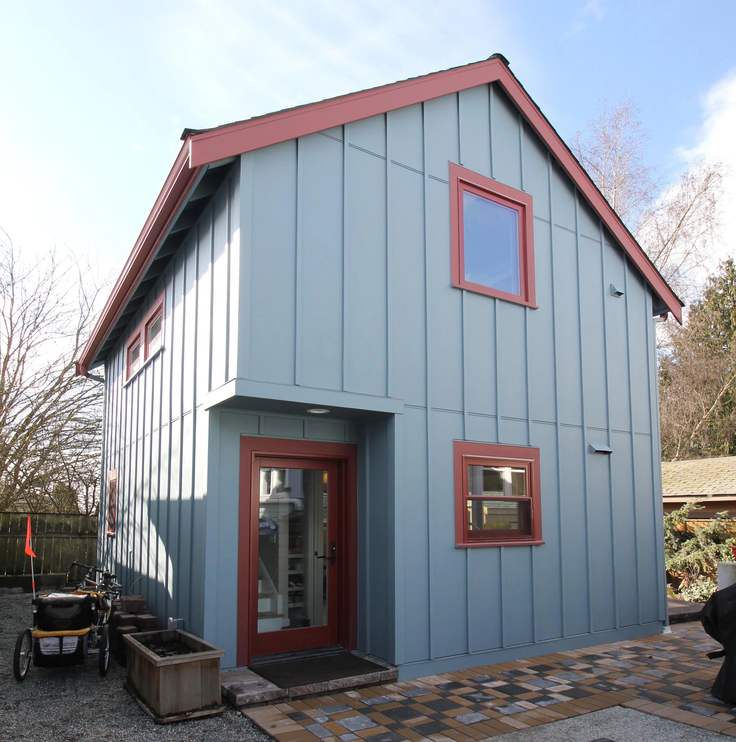 COTTAGE SQ.jpg