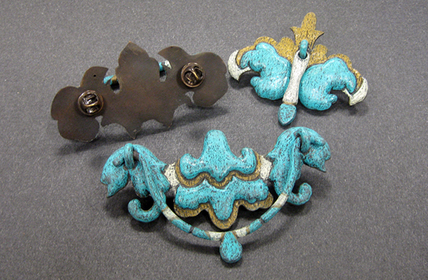 NinaZabal-ARTJ-UnknownMemoriesBrooches.jpg