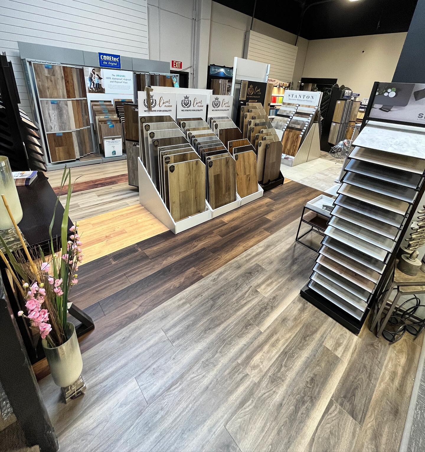 Have you stopped in lately to see what&rsquo;s new? Luxury Vinyl Flooring is quickly extending the footprint in our store. Pets, kids, water prone areas, and high traffic, this floor is for you!
#luxuryvinyl #flooring #lvp #lvt #vinylplank #plankfloo