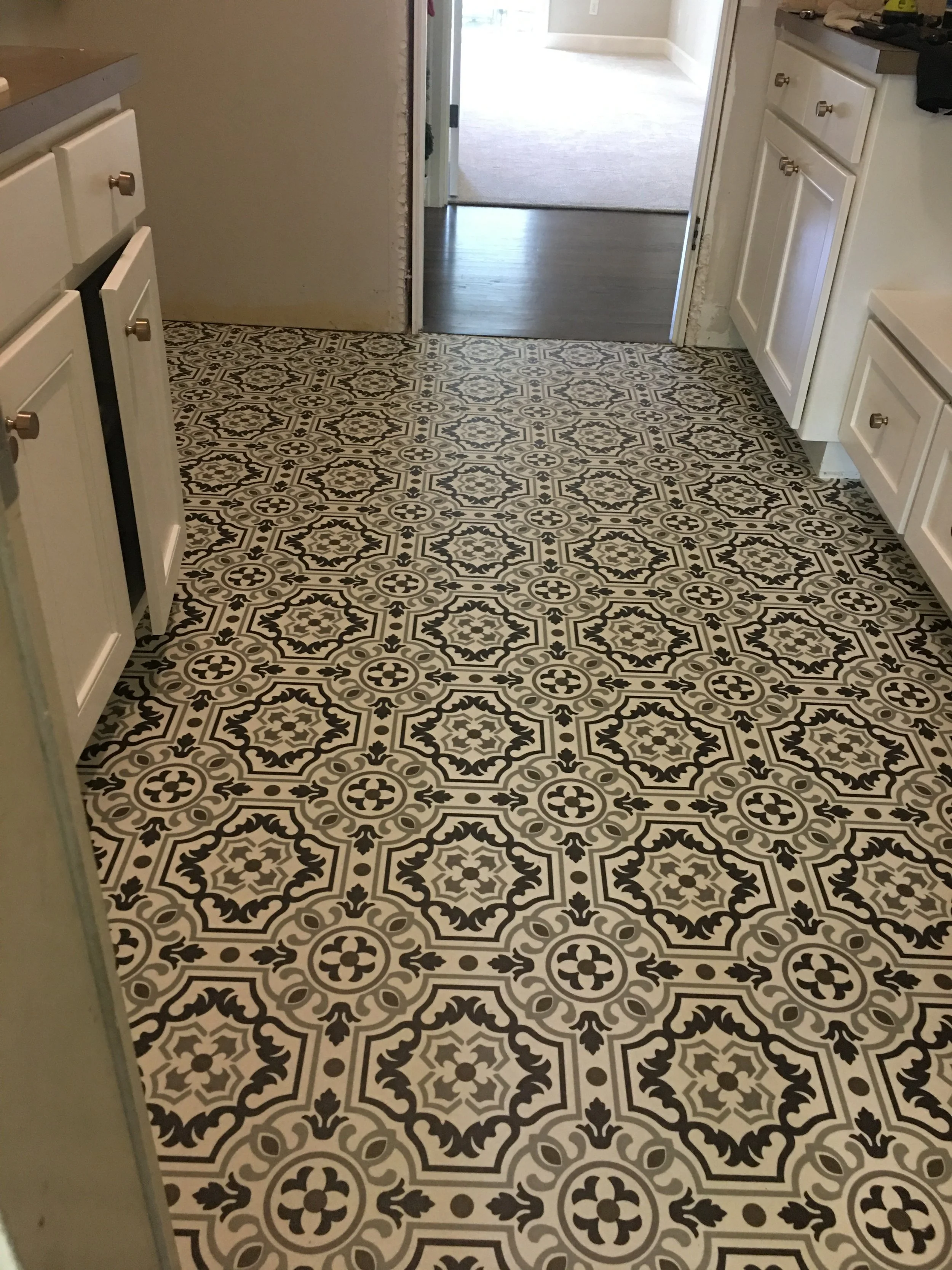 MANNINGTON VINYL PATTERN.JPG