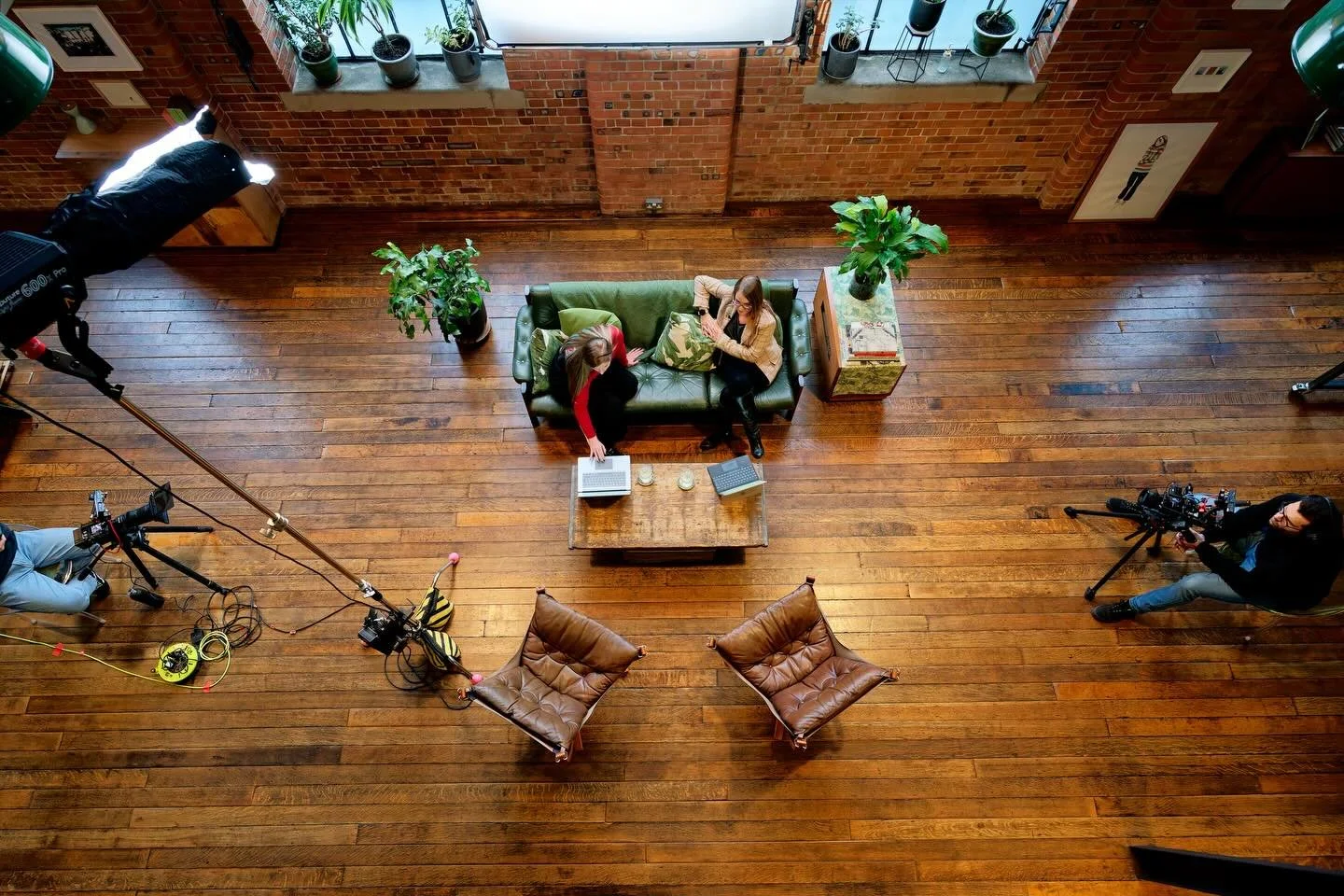 BTS captured by @aldoshoots for a recent shoot here. 🌿#photolocation #filmlocation #factorylocation #eastlondon #warehouseconversion #bts #londonlocation