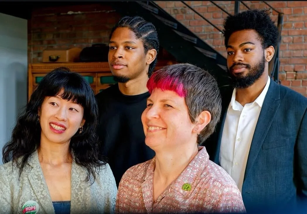 What a treat to host all these lovely @thegreenparty candidates here! 
@tamhauyu
@zoegarbettgreen
@dylanmlaw 
@greenpartystephen 
Crew
@lokirodgers
@imagesbymattpayne
@judevonledebur
@aldoshoots

#greenparty
#greenpartylondon