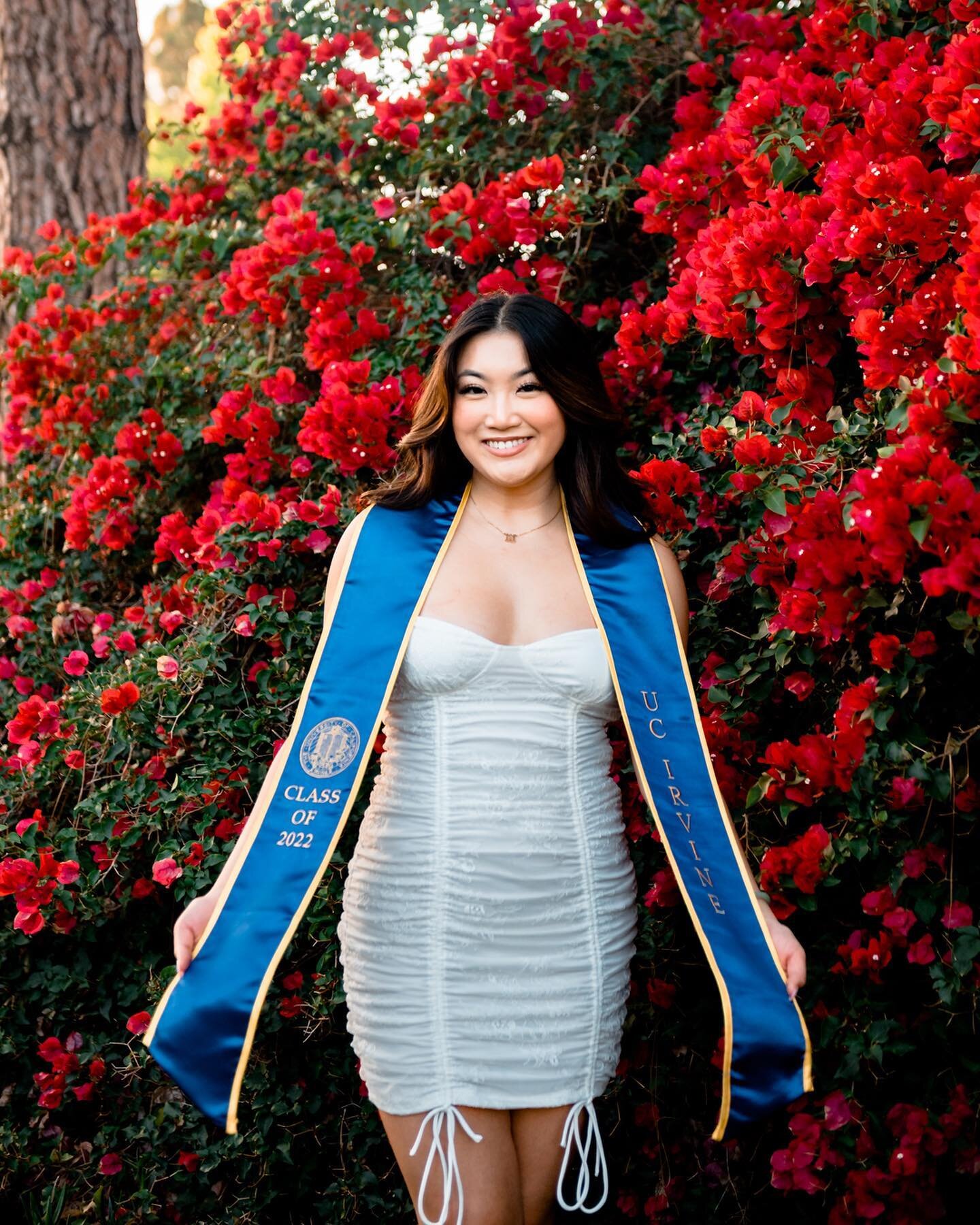 One last grad photos update! And then I&rsquo;ll have recap tomorrow or Friday to &ldquo;unofficially&rdquo; end my grad season. 🍾
&mdash;
UC Irvine and UC Riverside are both done now! That leaves UC San Diego as the last UC on my list. Just FYI, I&