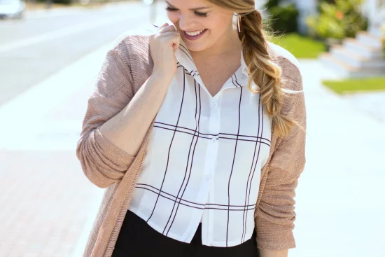 Romwe Grid Crop Top-2.jpg