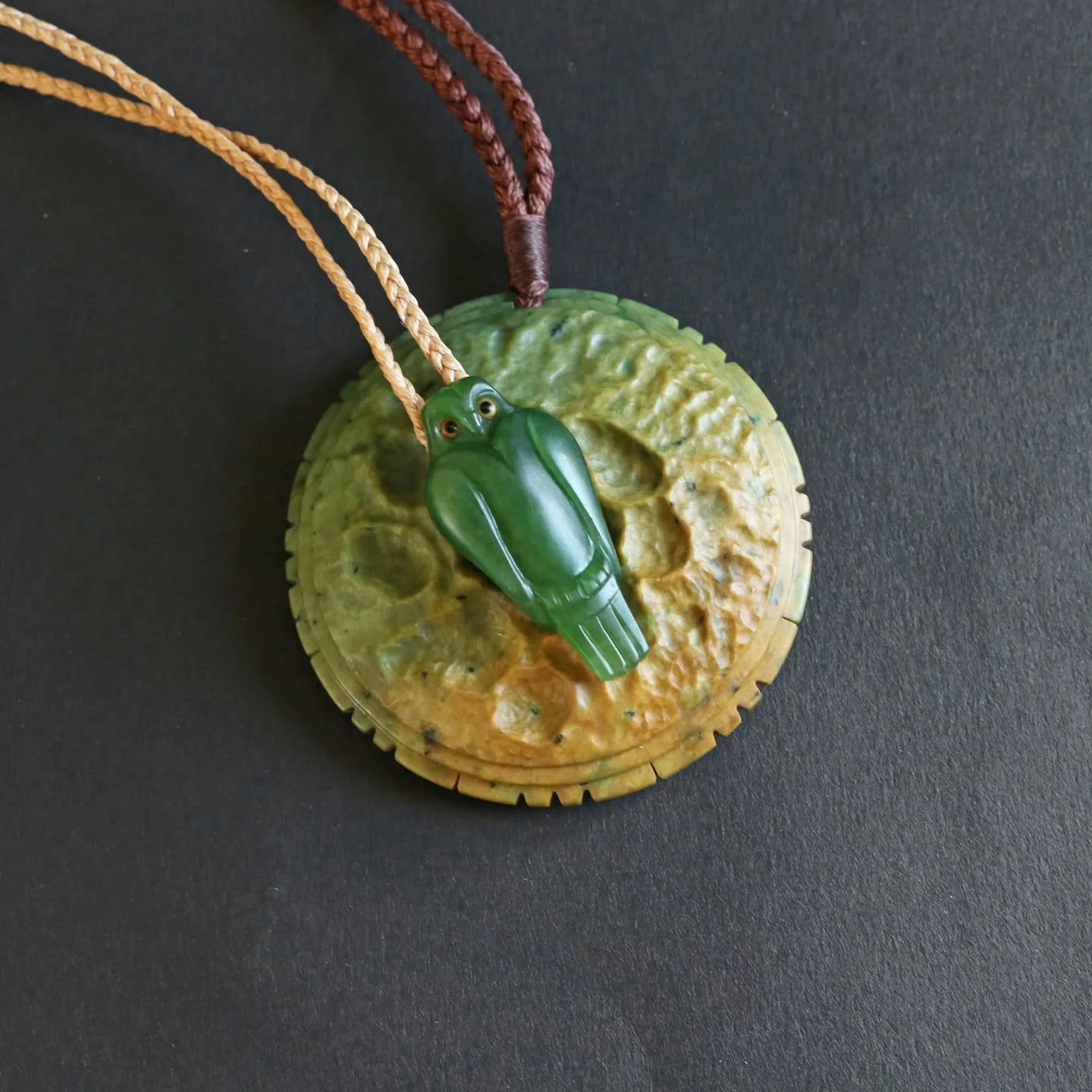 It's been a long time since I've made a wedding set. This Ruru and Marama set was made for a friend and presented something a little more fun than my normal brooding style. Both pieces are made from stone from the Marsden Pounamu fields and the littl