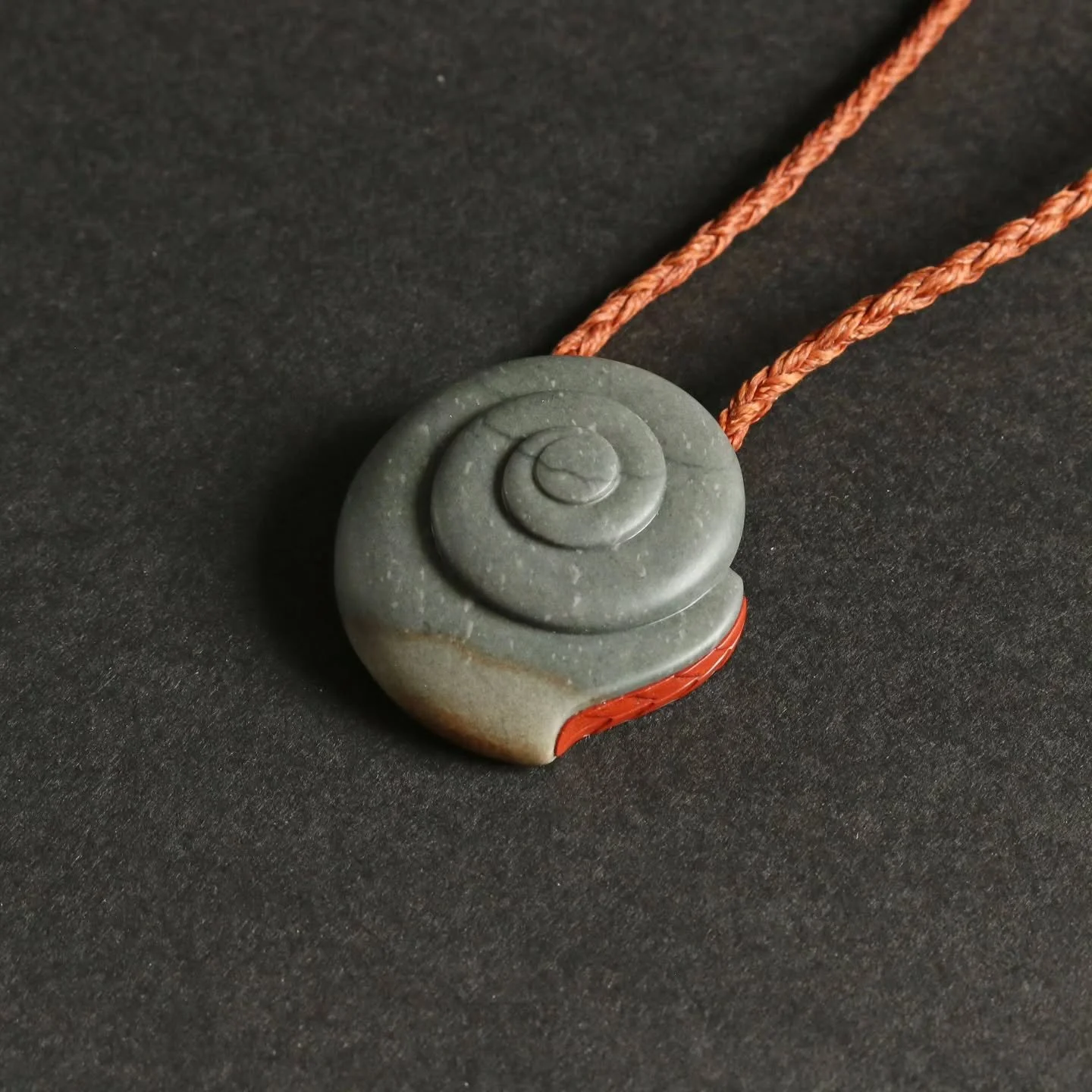 Pūpū rangi are a carnivorous snail in the Powelliphanta genus which consists of at least 21 species and 51 subspecies. These hungry little predators are native to  Aotearoa and feed primarily on earth worms with the occasional side of slugs and snail