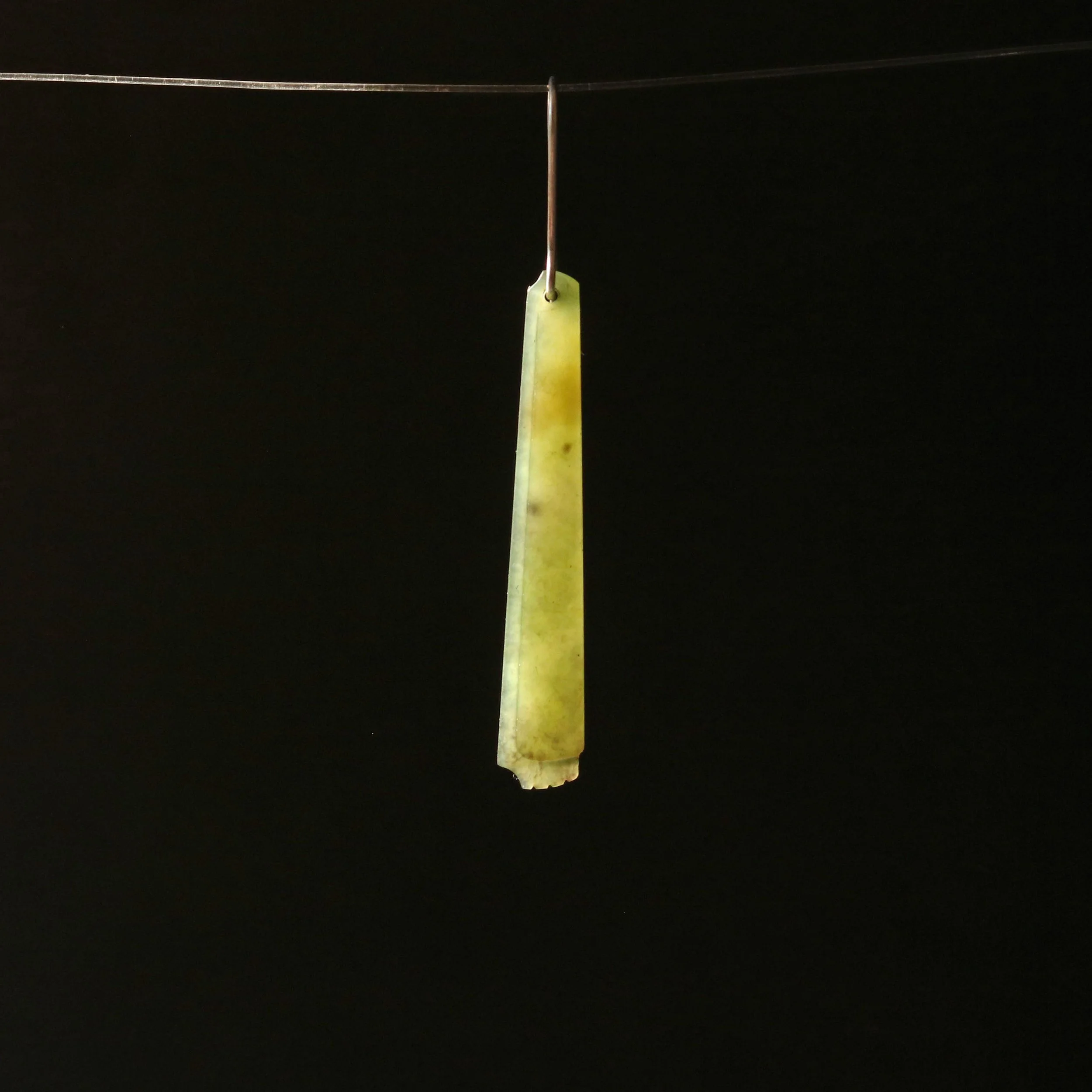 ear103.jpg