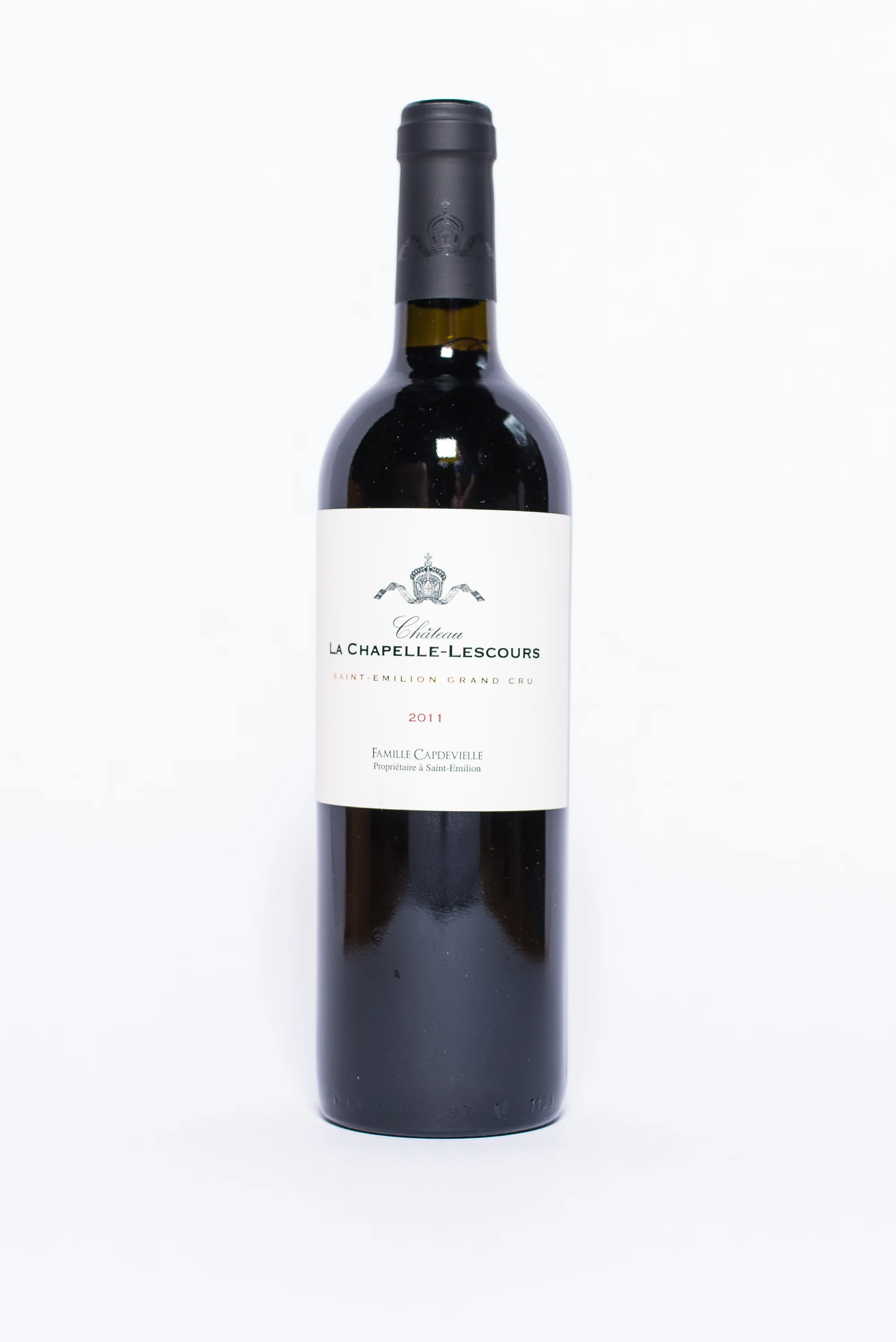 La Chapelle Lescours Saint Emilion Grand Cru 2011 Producer: Capdevielle & Ginter Region: Bordeaux Grapes: 90% Merlot, 10% Cabernet-Franc