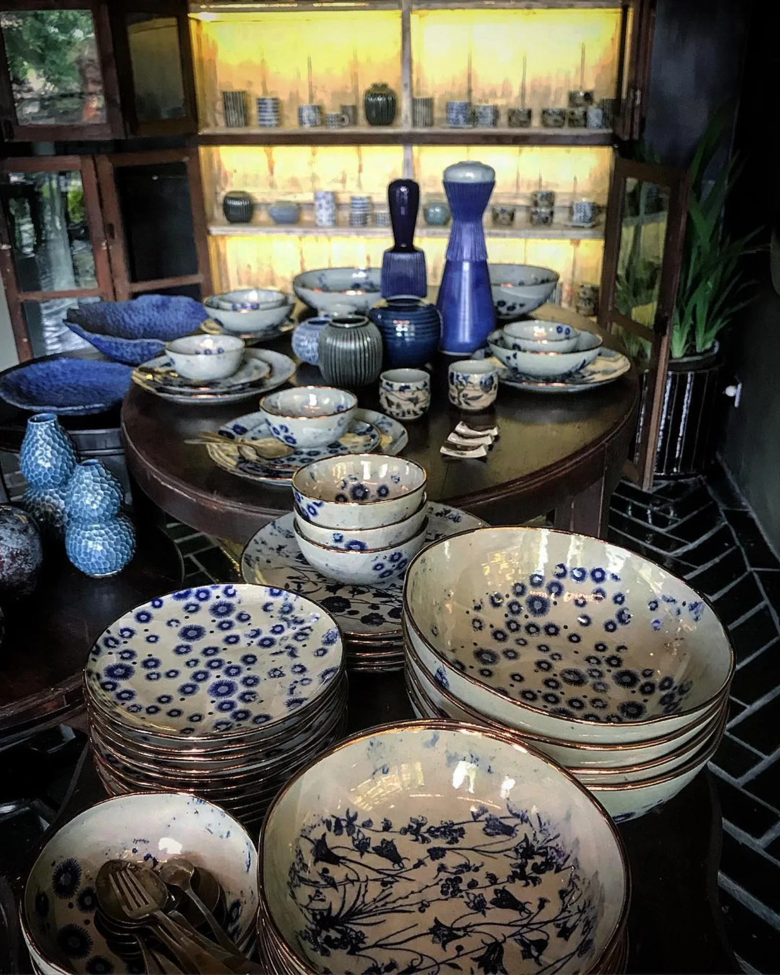 Showroom — Gaya Ceramic