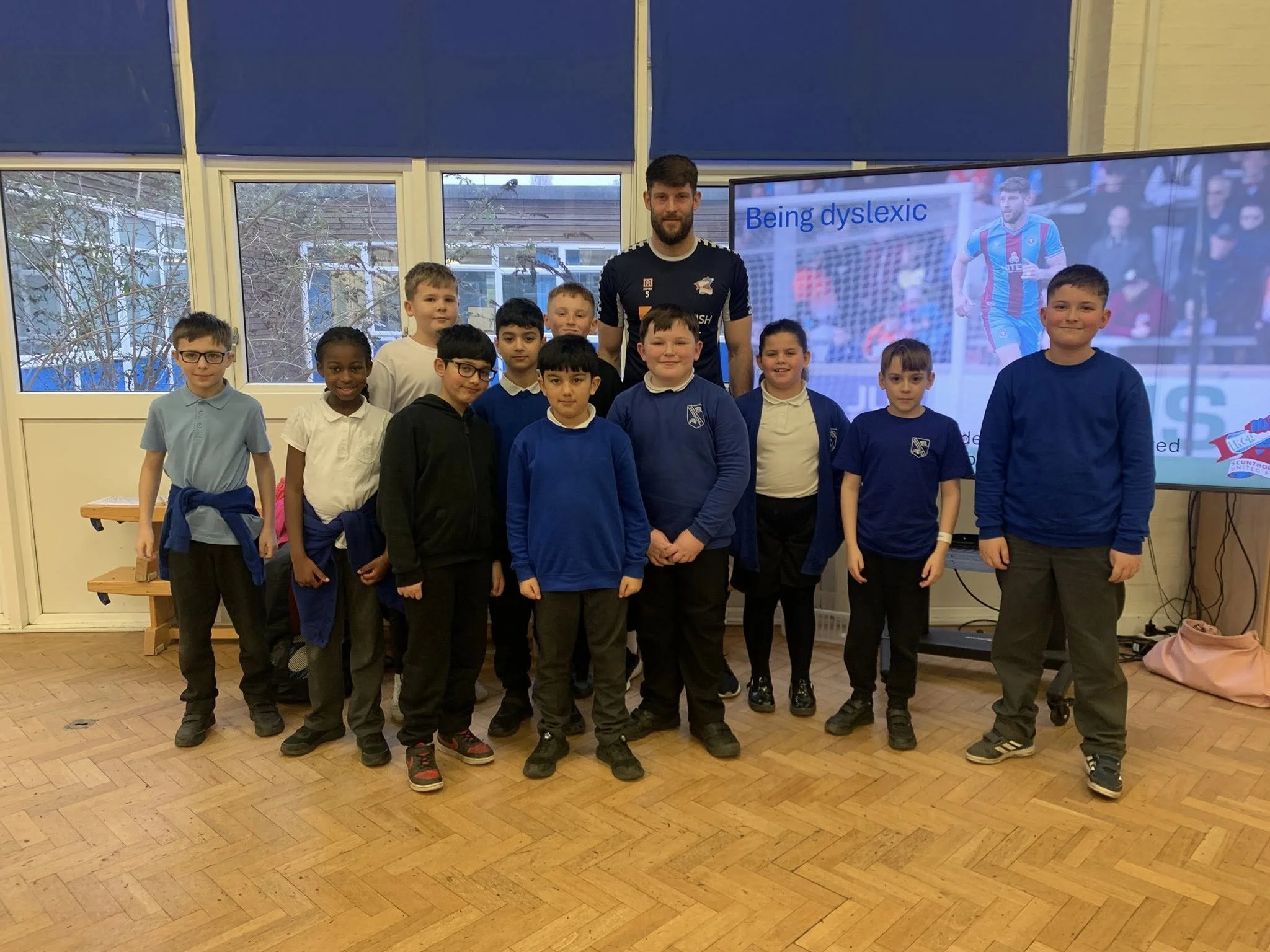 Scunthorpe United Reading Stars - Will Evans visits Berkeley Primary