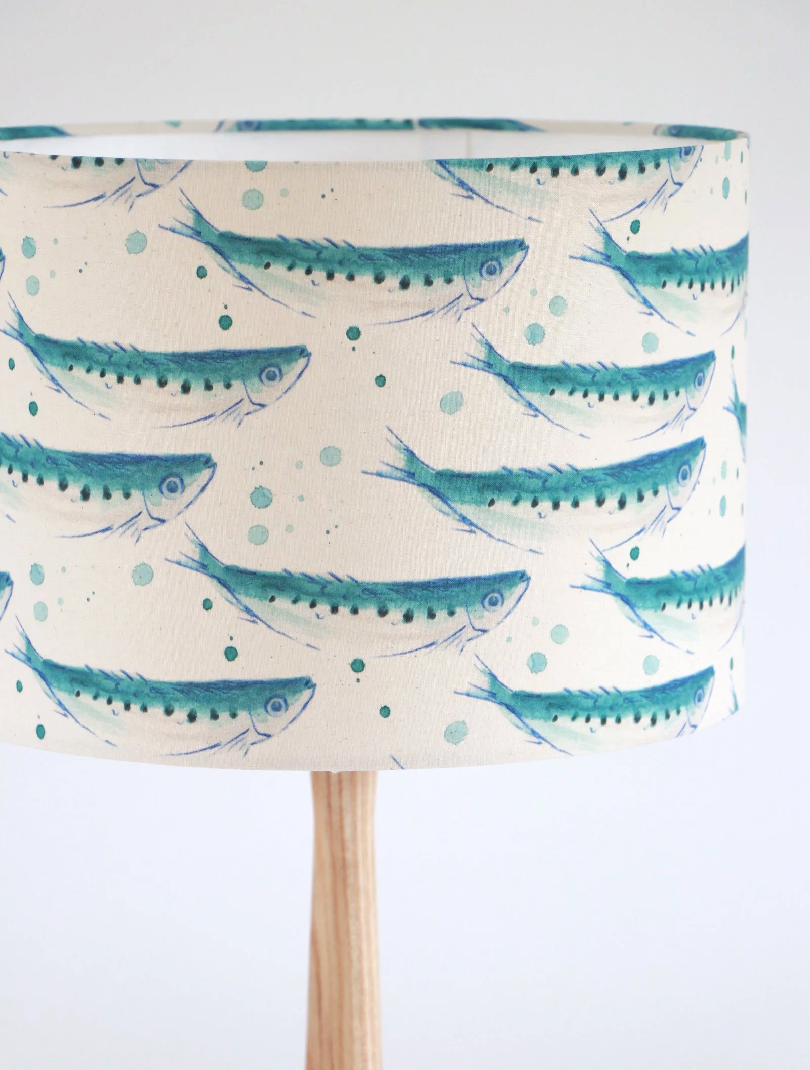 Swimming-Sardine-Organic-Coastal-Light.png