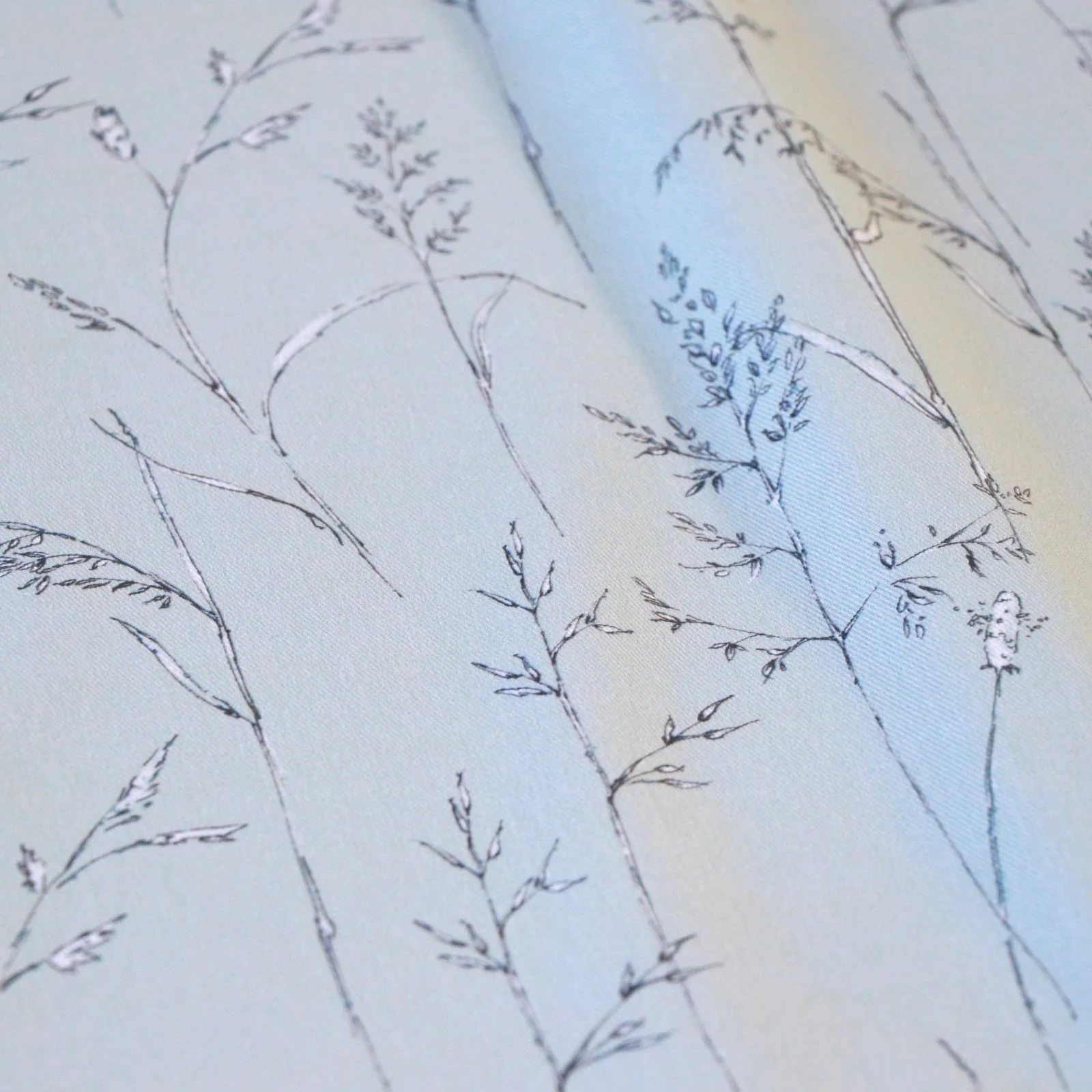 Meadow-country-british-fabric-slate-grey
