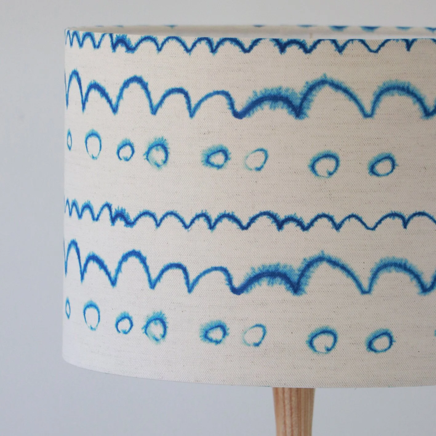 sm-res-wave-inspired-navy-natural-linen-lampshade.jpg