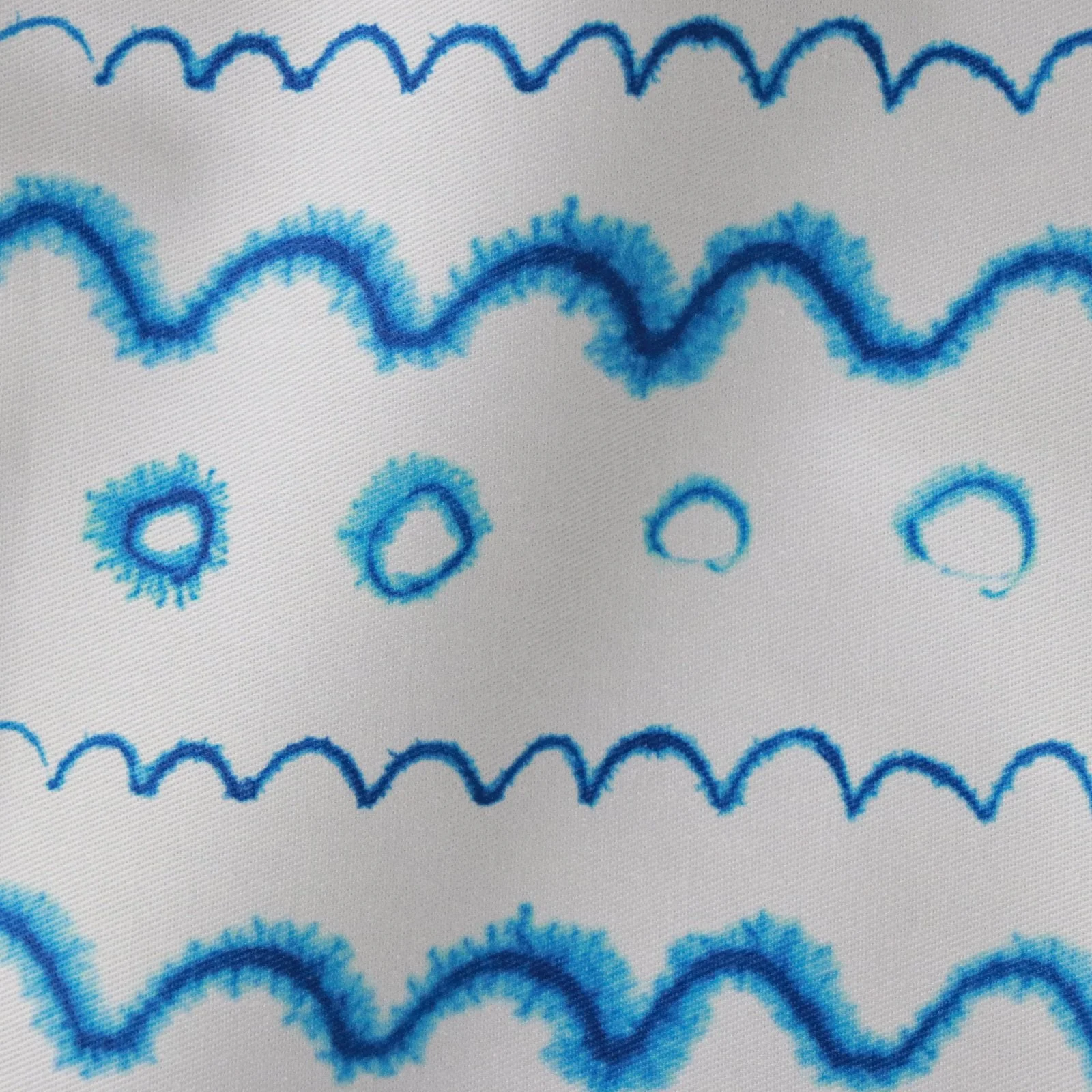 Circles-in-the-waves-fabric.JPG