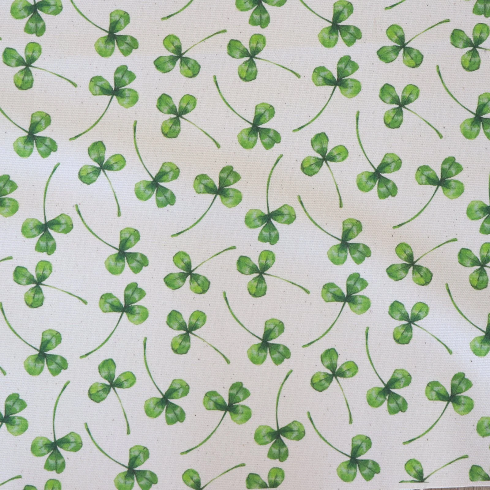 green-clover-organic-fabric.png