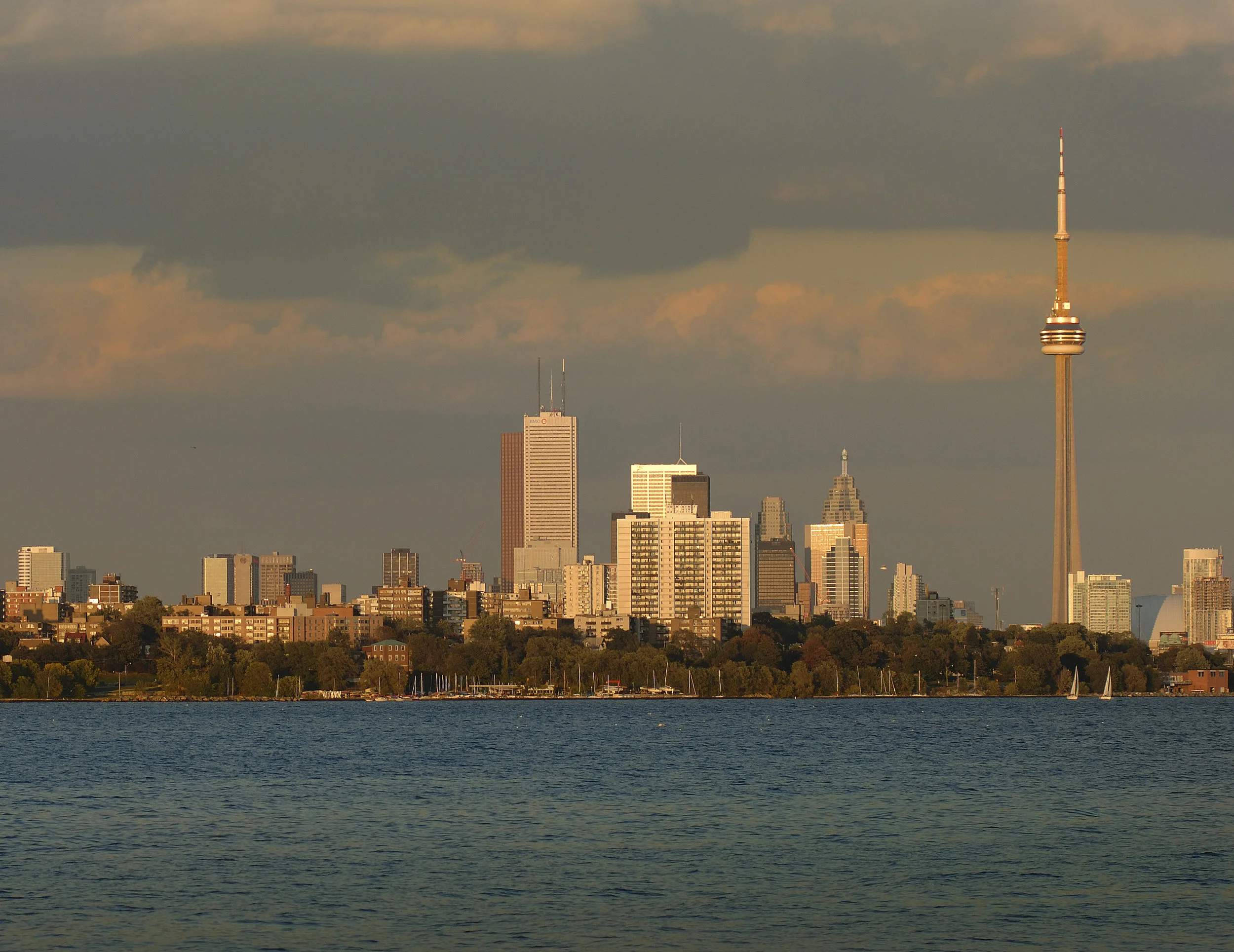 Toronto Skyline-x.jpg