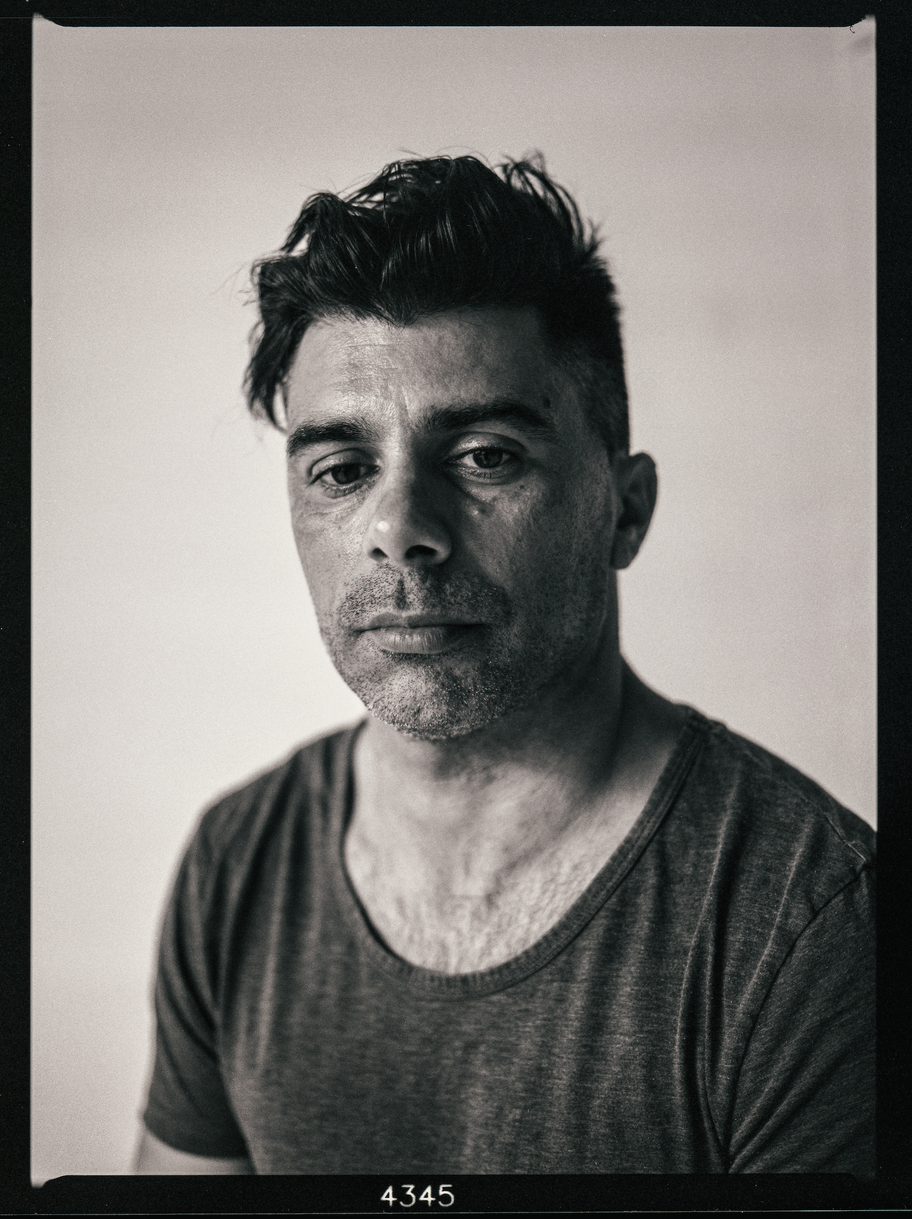 Maz - Mamiya - HP5 - JPEG-1.jpg