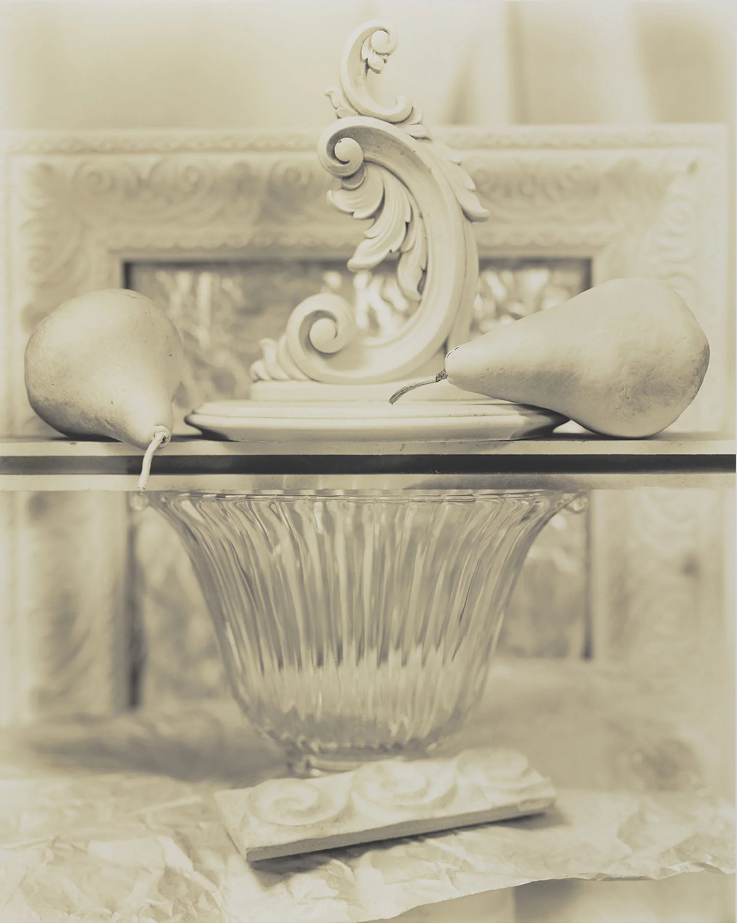Pears With Bracket And Vase