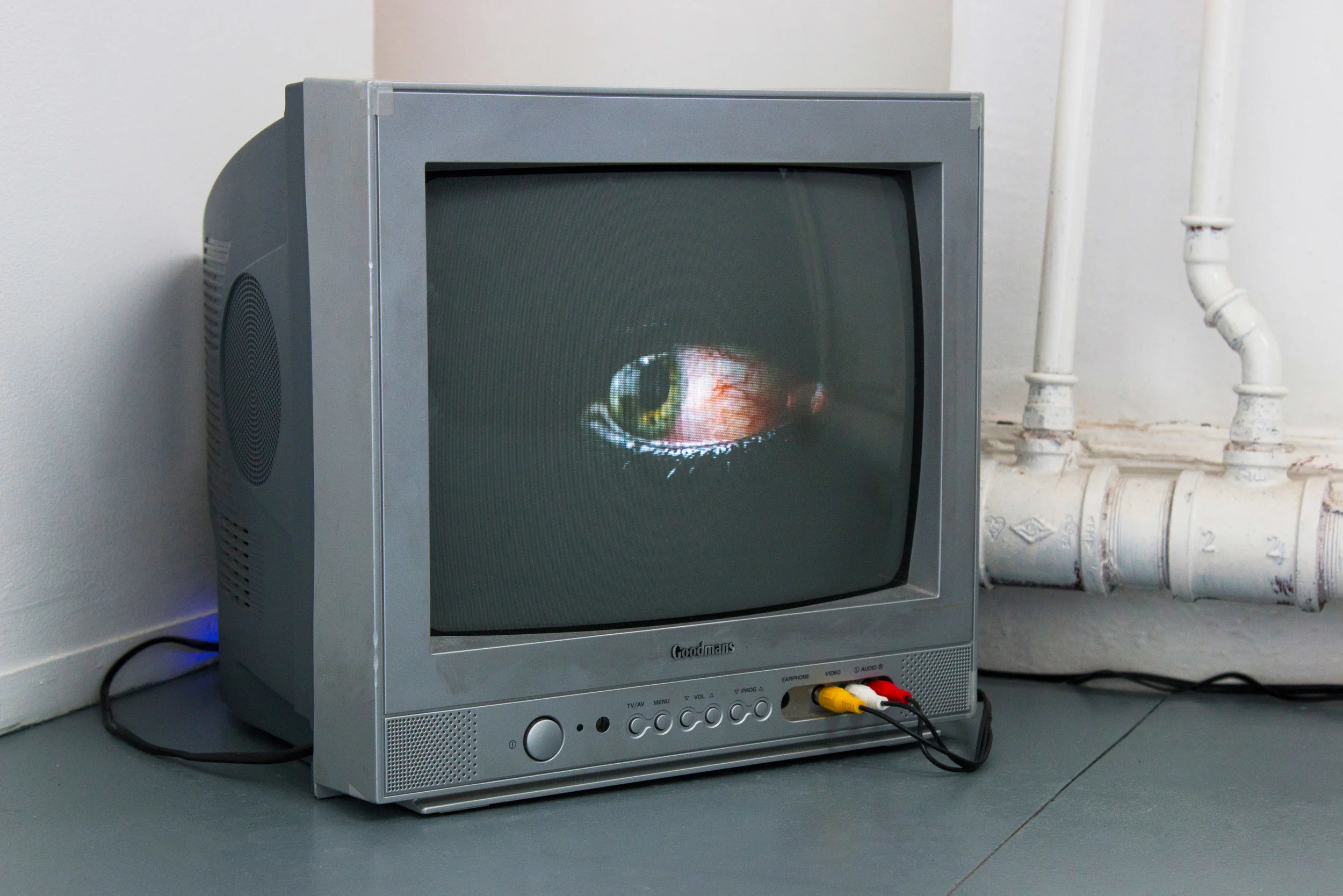 Matt Wilkinson, Fragment , video, 2018, exhibited in Something or Nothing .