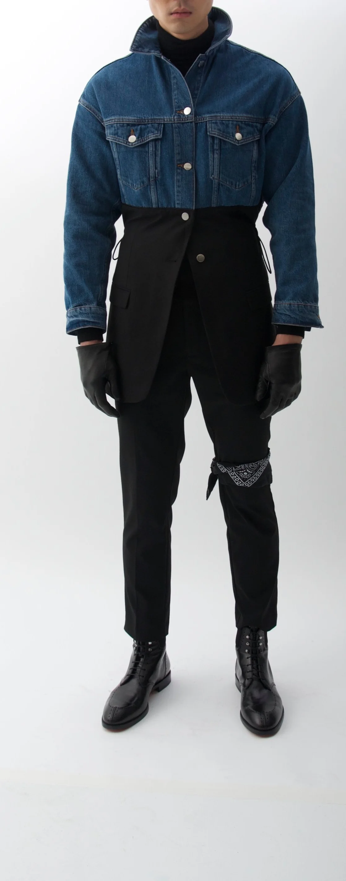 Hanson+Front+Full+Body.jpg