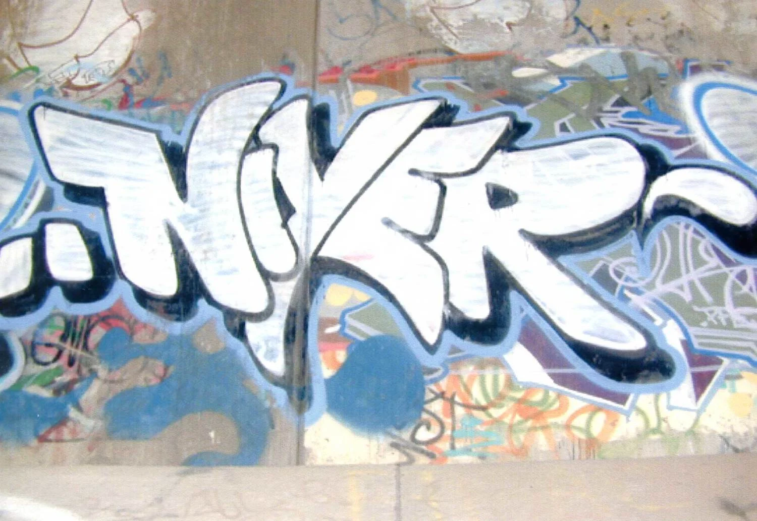 36GRAFF.jpg