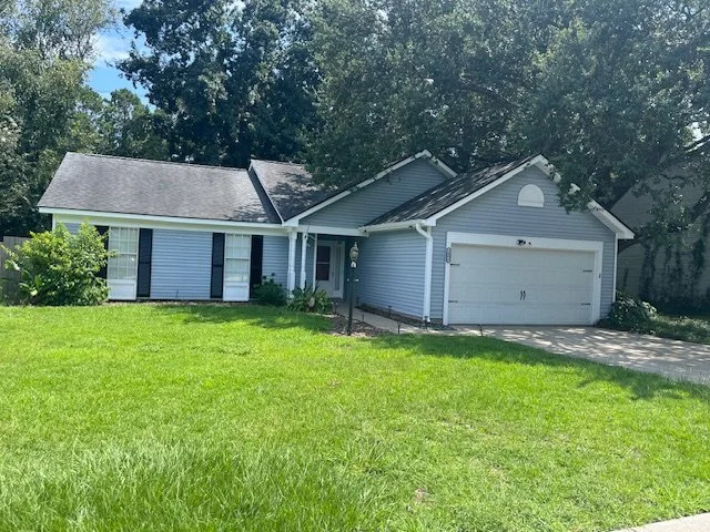 2084 Presidio Dr, Mt Pleasant, SC 29466- $3,300.00- Landscaping Included- Available November 06, 2026