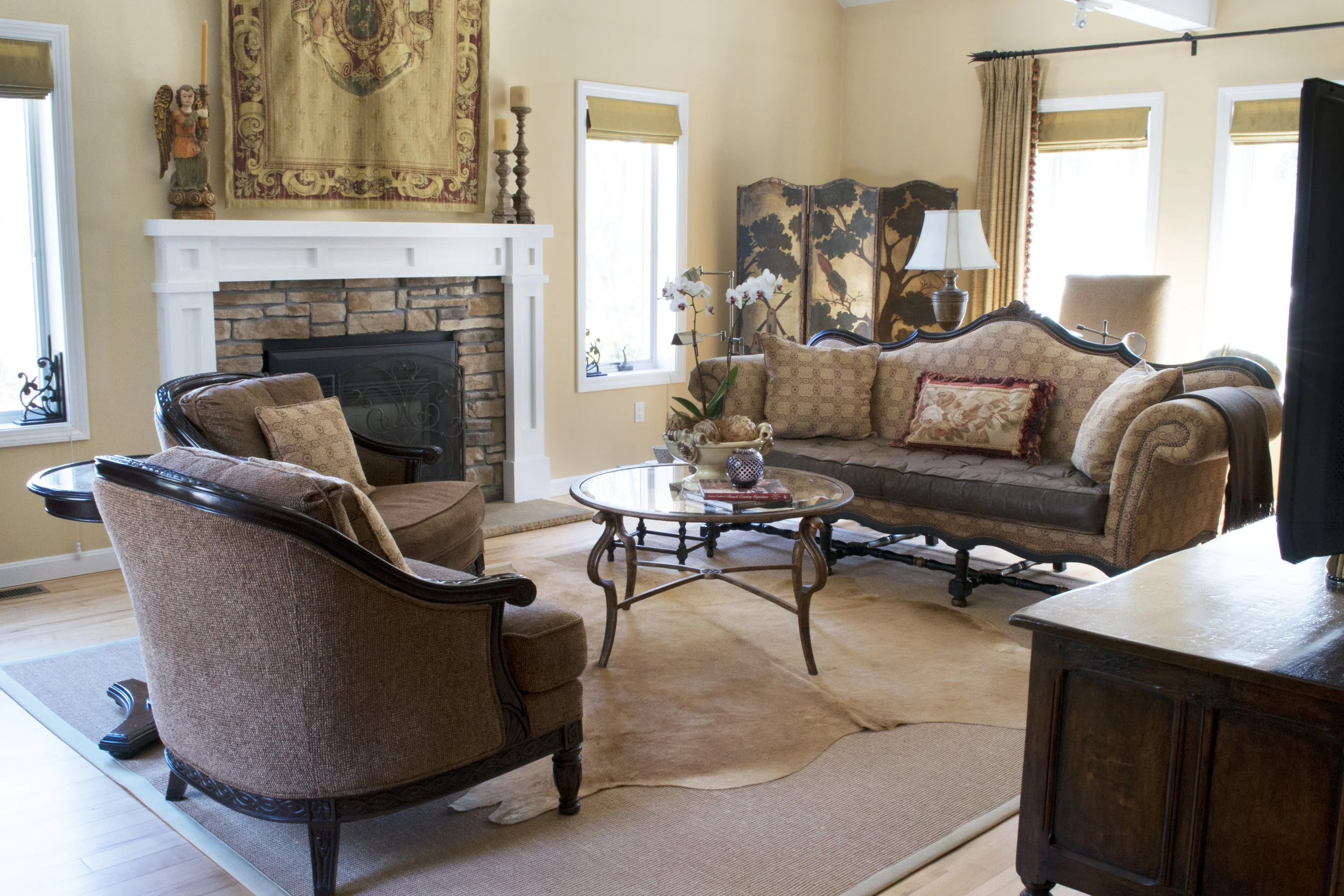 U_livingroom_view2.jpg