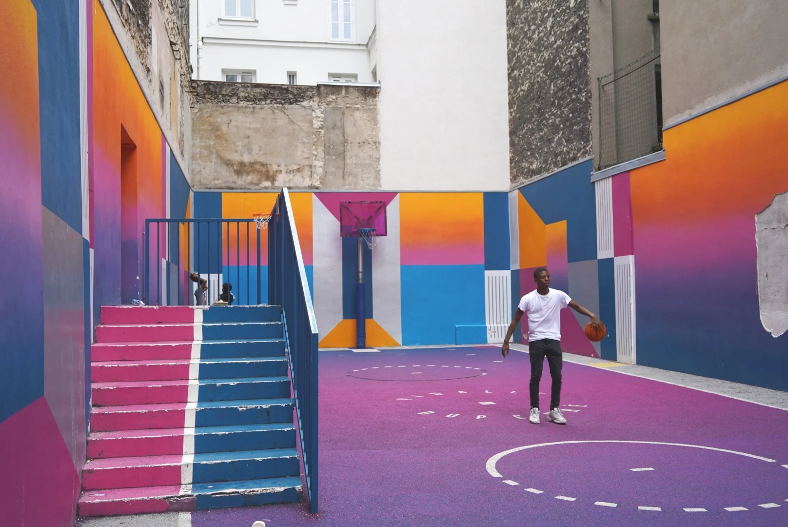 Pigalle basketball court