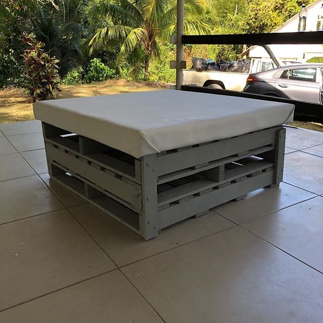 From ashy to classy... turning pallets into this sweet, jumbo ottoman. Seats 4, sleeps 1. 🤣 1 down, 5 more to go. Wedding season at La Soledad Estate