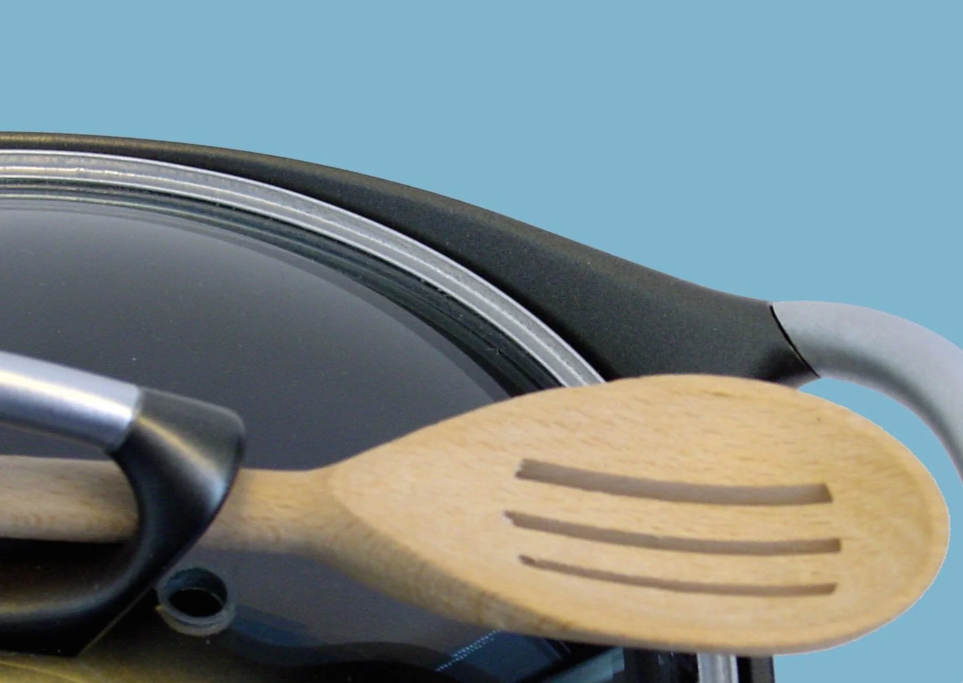 Corso Cookware Handle Detail to Hold Spoons