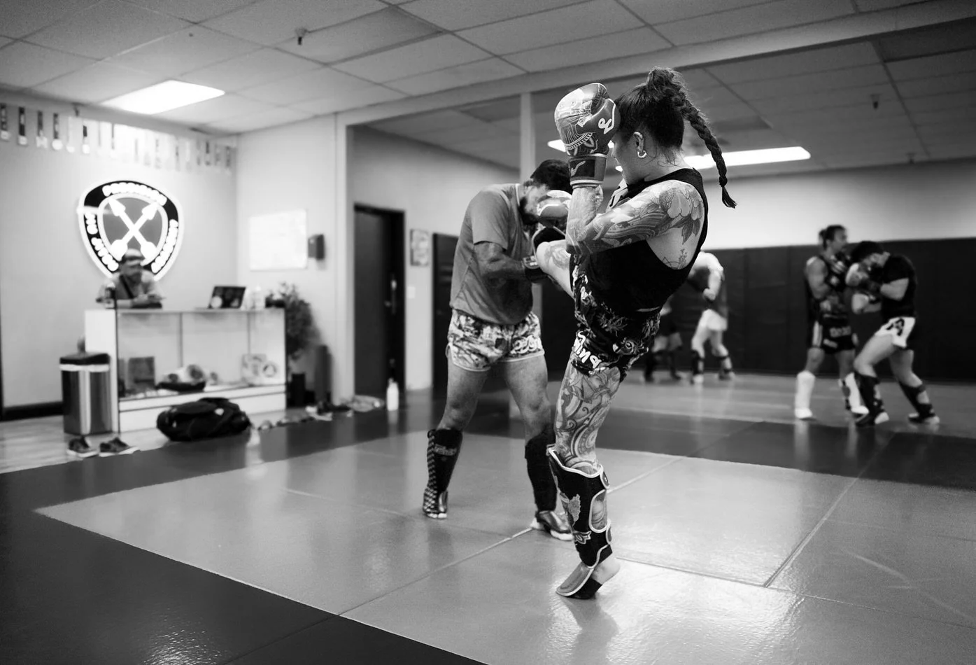 Locked in and ready for the next opportunity to showcase her skills @jasminexhodges 👀🔥😤
&bull;
&bull;
&bull;
&bull;
&bull;
&bull;
&bull;
&bull; 🏠🙏Owner / Coach @drkickboxing 
&bull;
&bull; 🏠Home gym @precisionjjacademy 
&bull; 
&bull;
#explore 