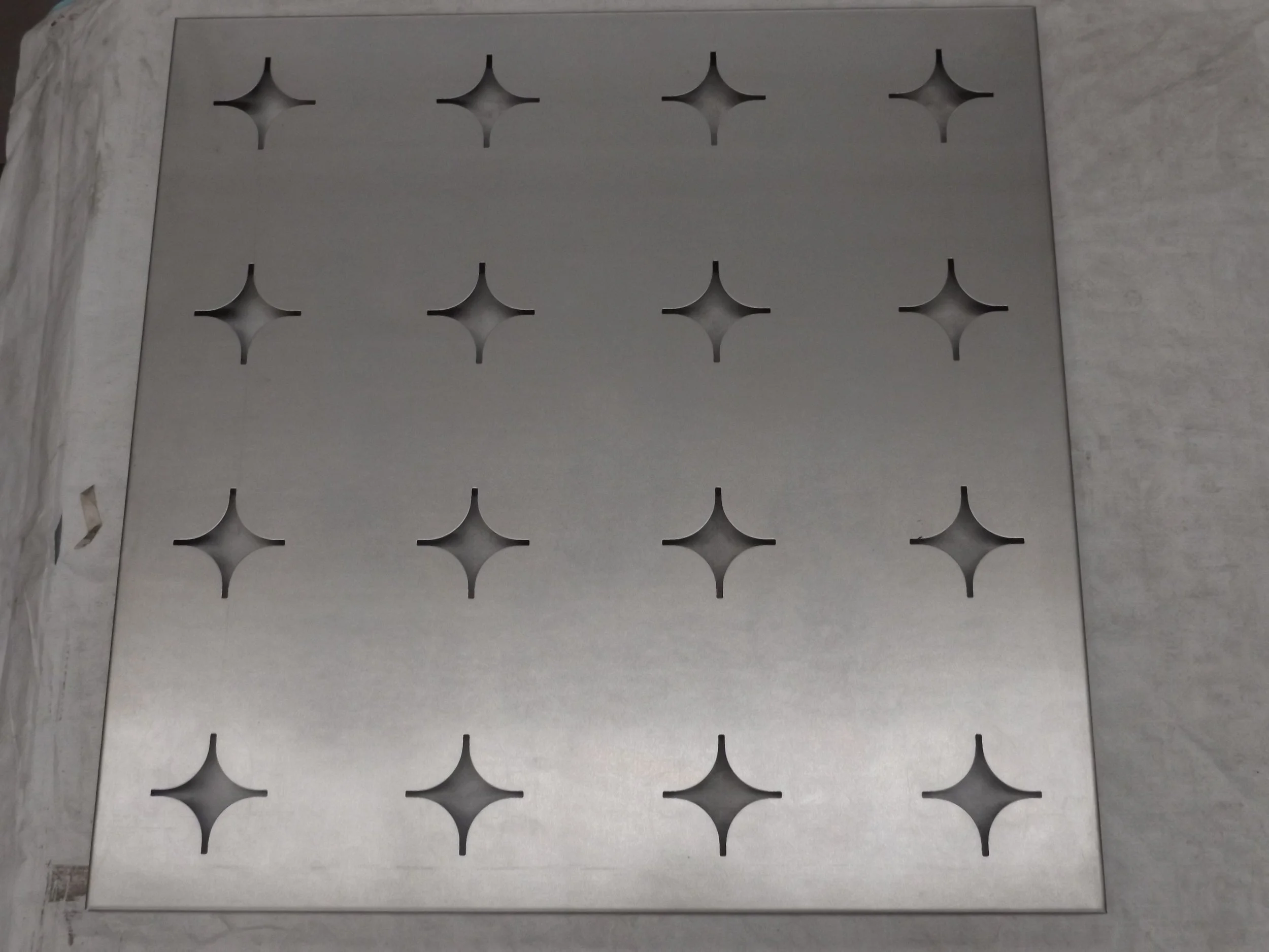 CHAROLA PARA ZAGUAN.JPG