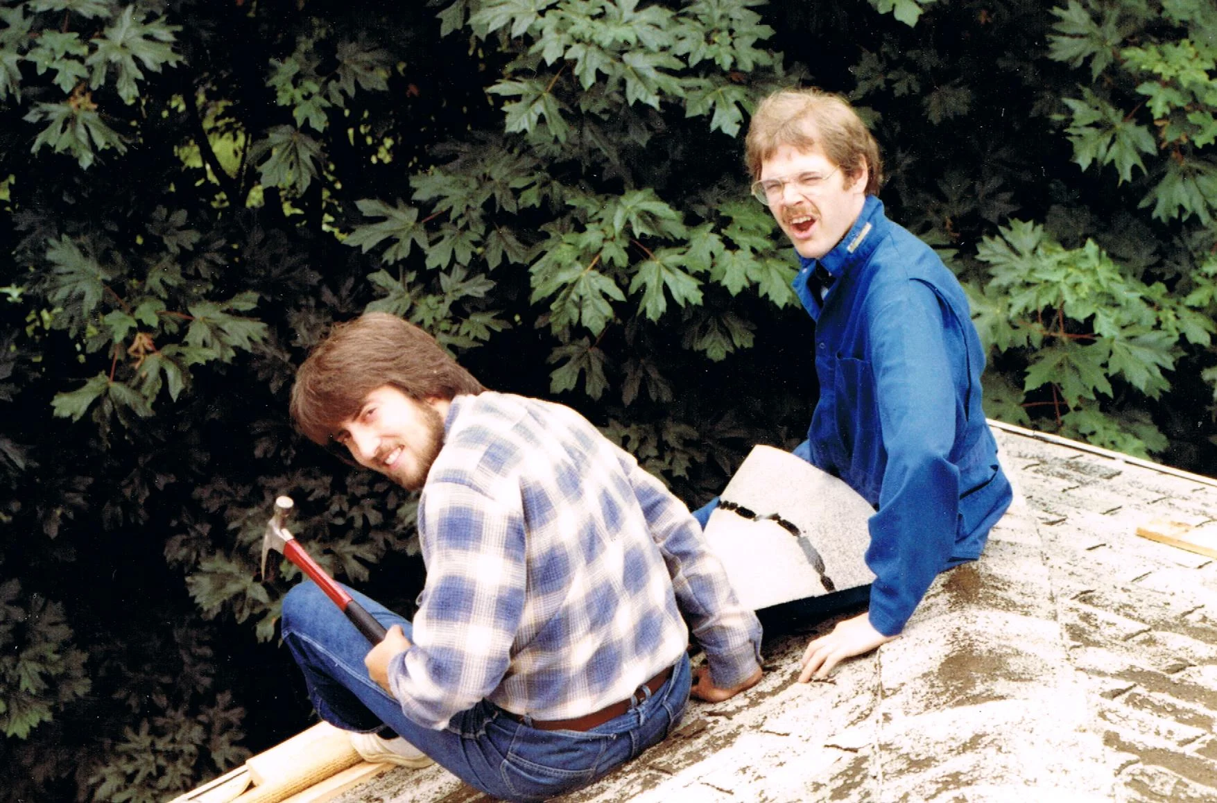 George and Bryan nailing roof 1982 001.jpg