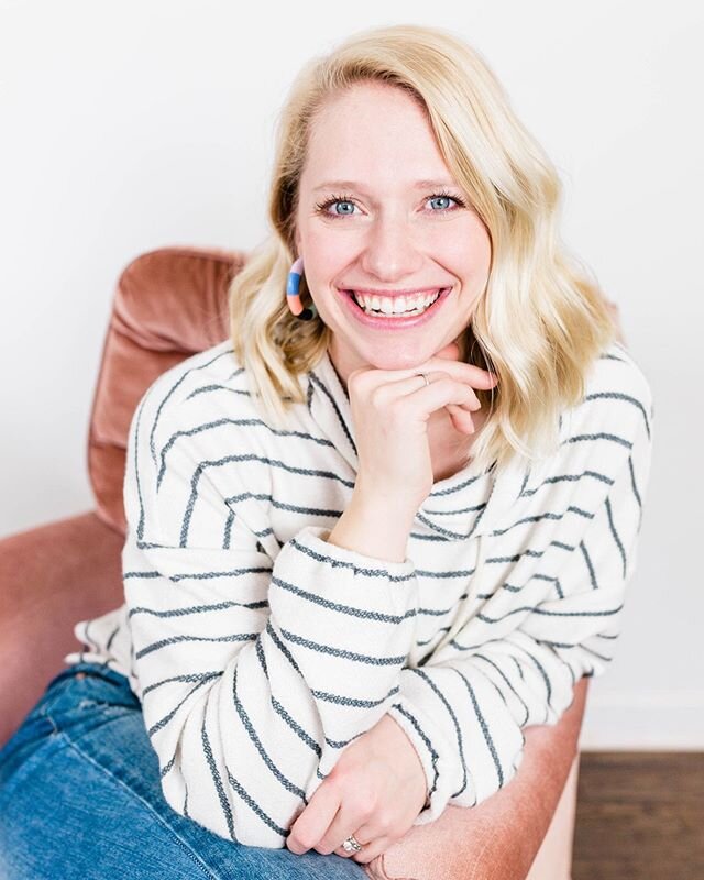 Hey, @meeshquilts! was so honored to be apart of Meesh&rsquo;s new launch for her modern quilting company! She&rsquo;s a joy and super talented - go check her out!
.
.
 #editorial #headshots #atlantaphotographer #atlantaportraitphotographer