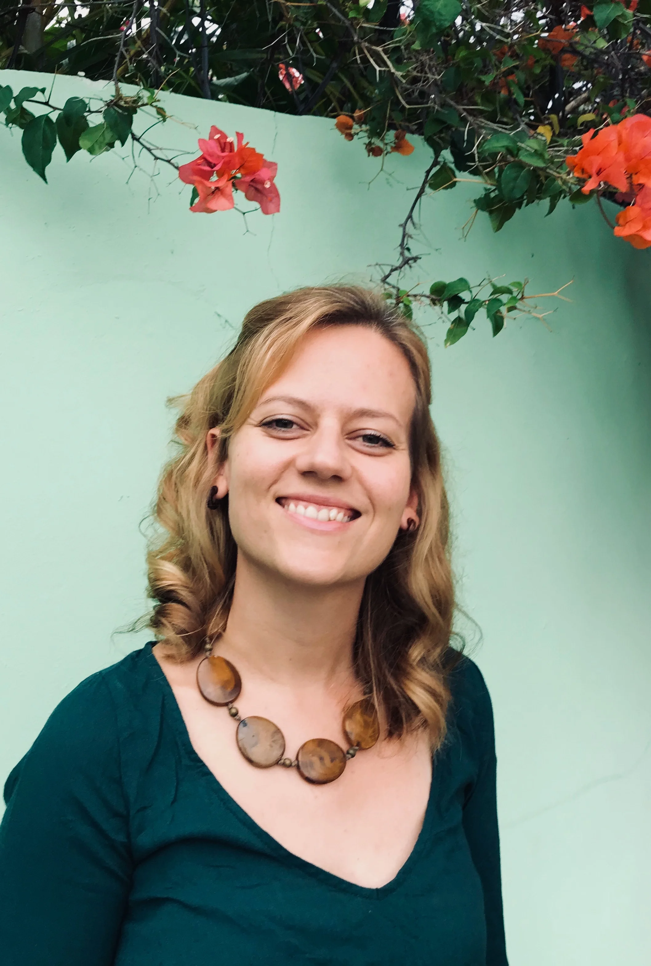 ExpertBookers Podcast Interview Guest Booking Agent Christina Russell