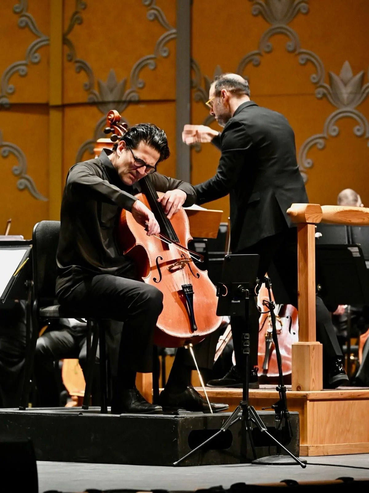 What a weekend!
Tremendous joy of making music with the Rockford Symphony Orchestra, my dear friend and phenomenal cellist Amit Peled, and the wonderfully expressive narrator Daniel Gale. We shared a deeply moving program featuring Jonathan Leshnoff&