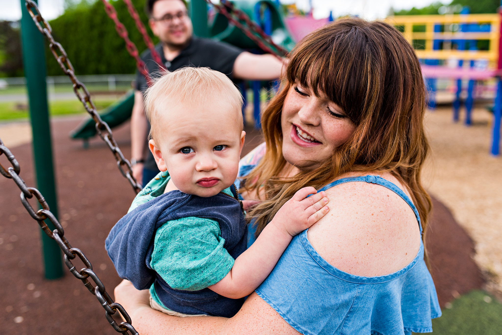 mom on swing with toddler son panthorn park plainville ct family photography