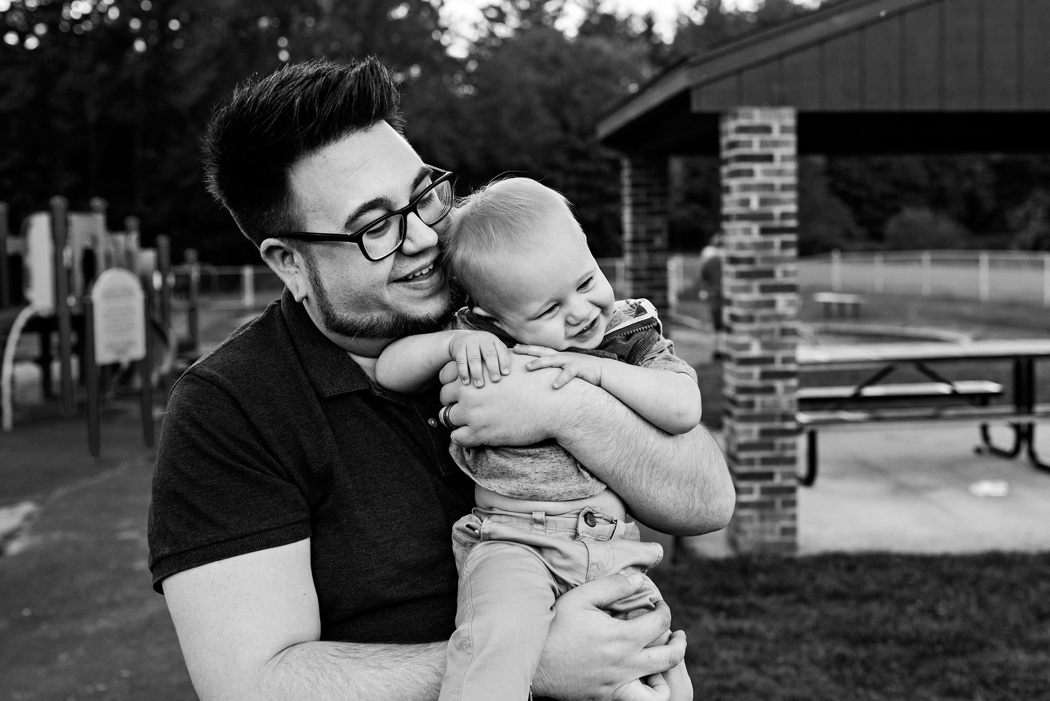 dad tickling son family photography ct