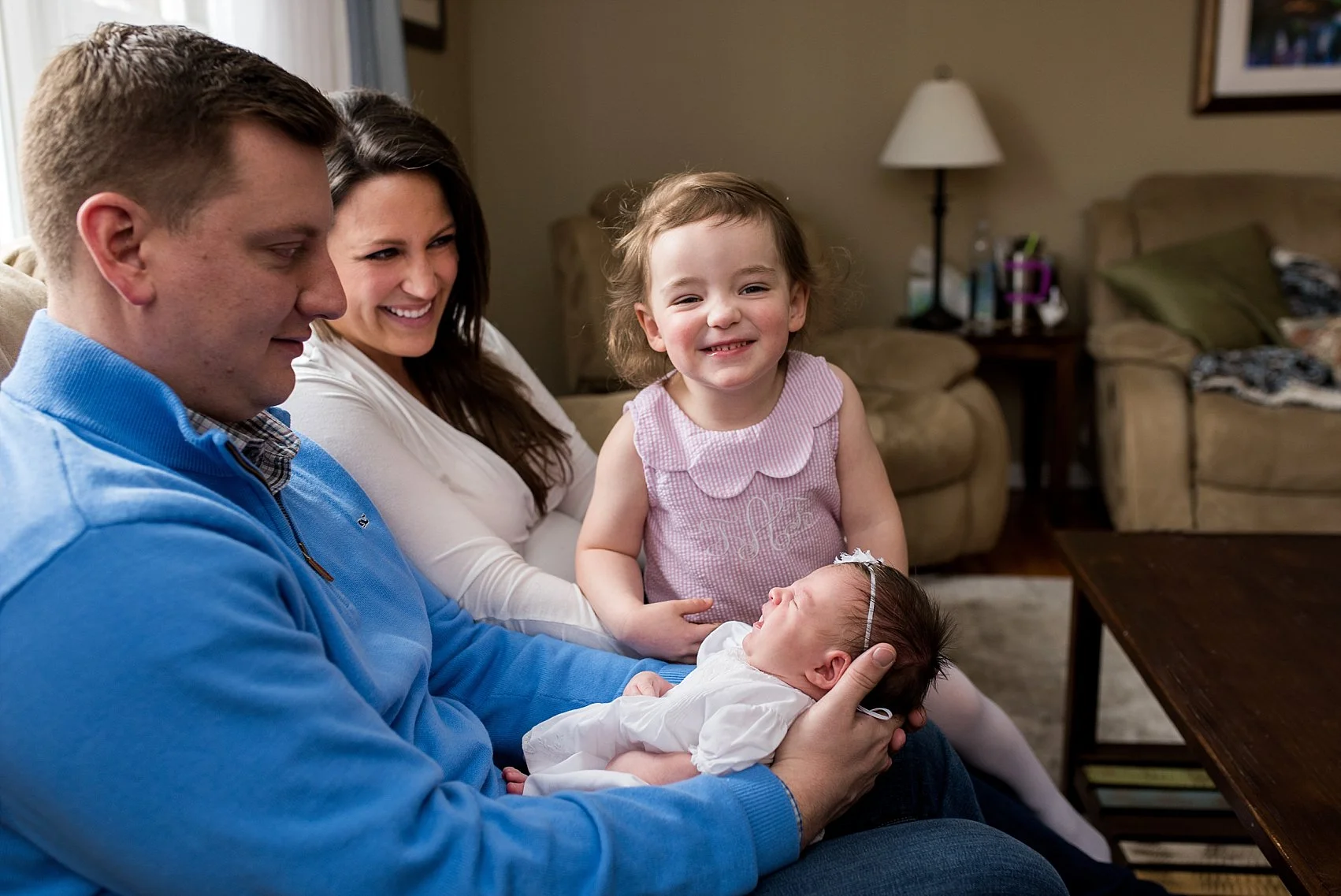 cheshire connecticut lifestyle newborn photography
